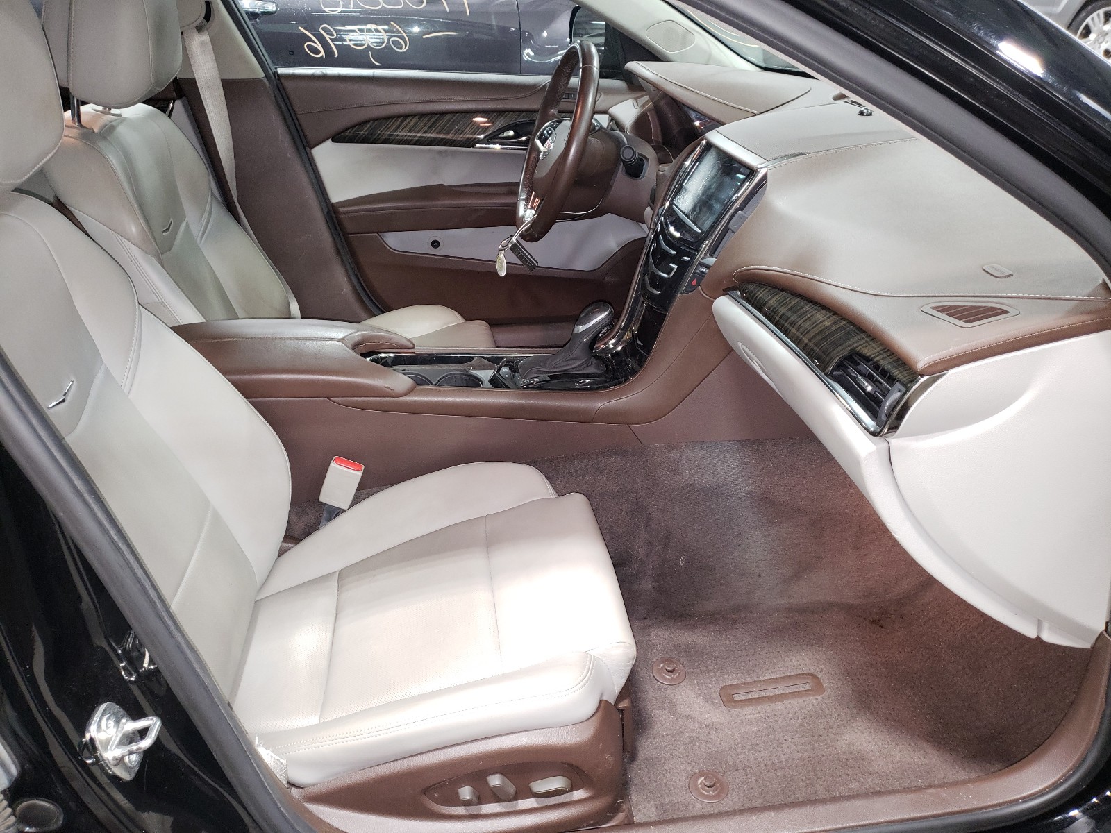 Photo 5 from auction – 2014 CADILLAC ATS LUXURY with VIN 1G6AB5RA8E0115947
