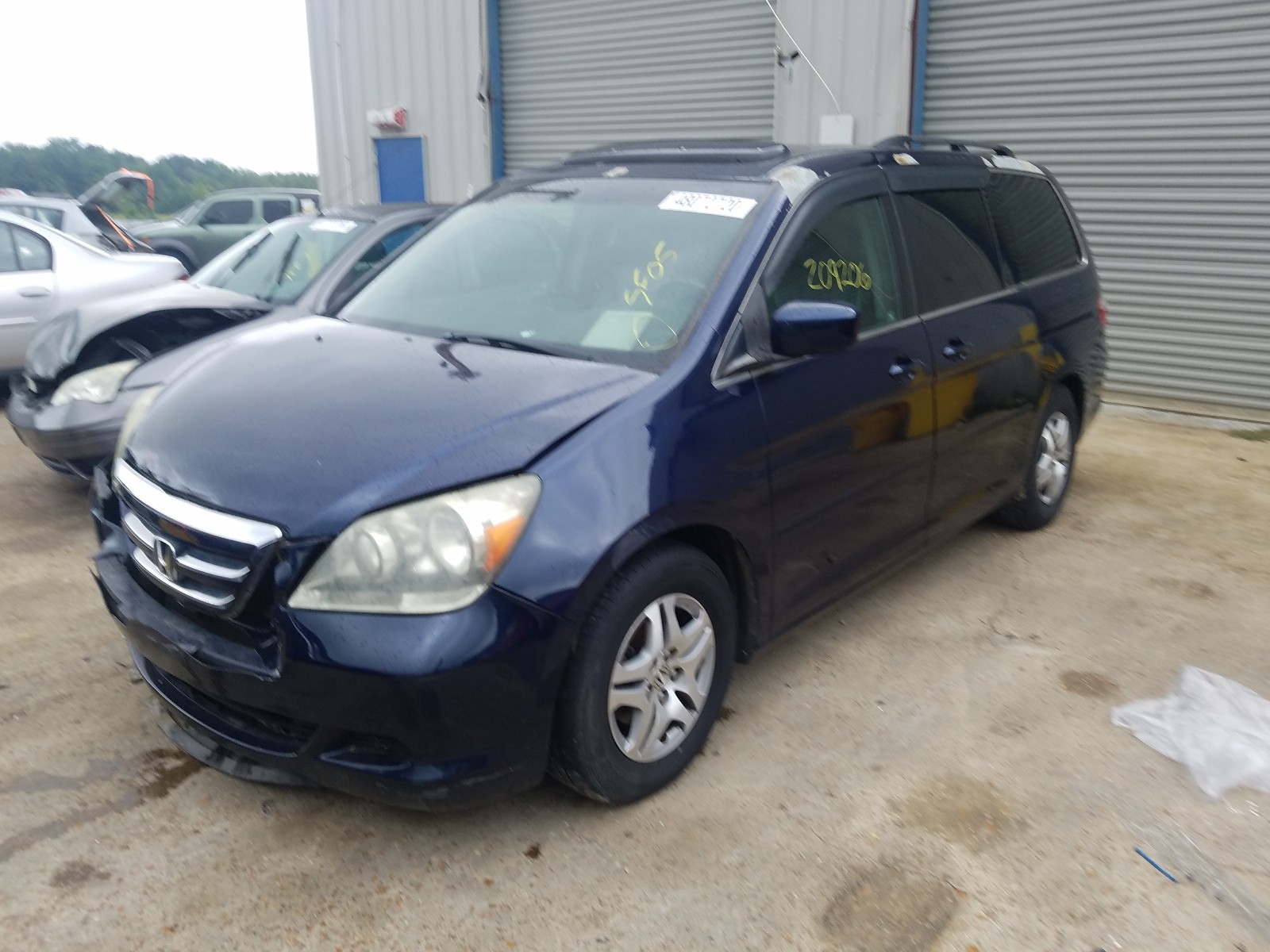 Photo 2 from auction – 2005 HONDA ODYSSEY EX with VIN 5FNRL38765B111176