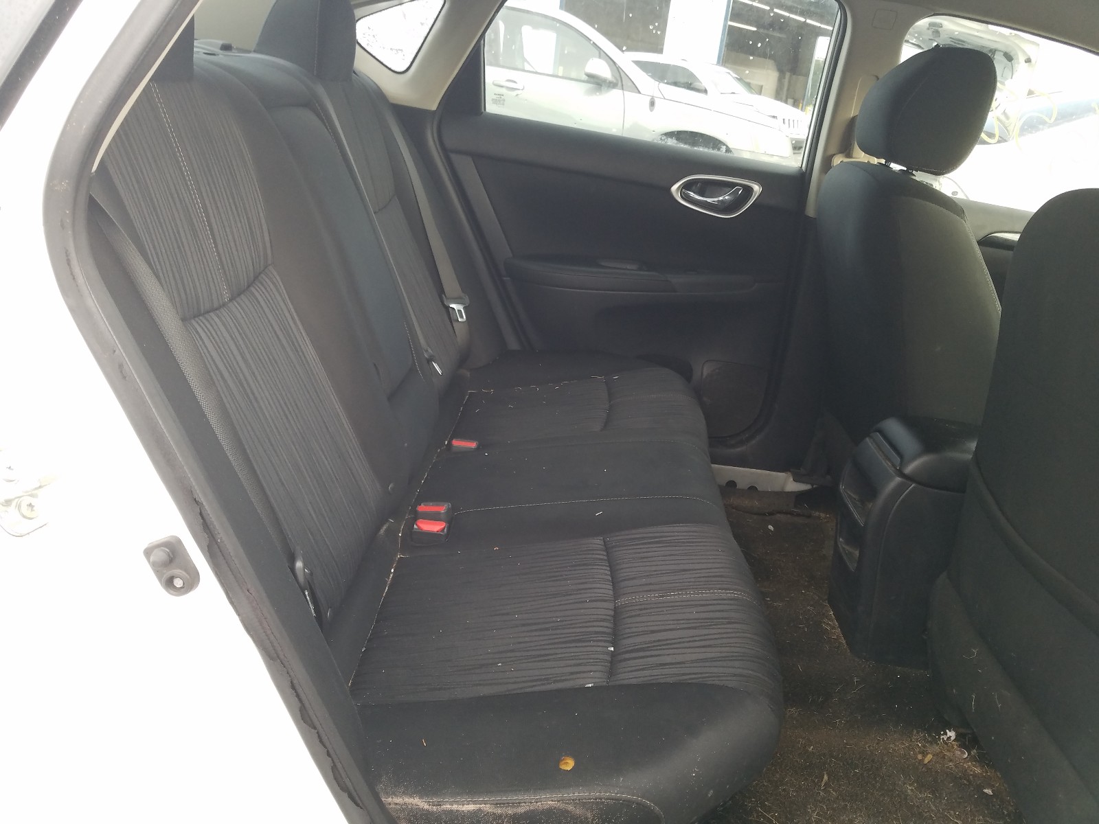 Photo 6 from auction – 2017 NISSAN SENTRA S with VIN 3N1AB7AP4HY346799