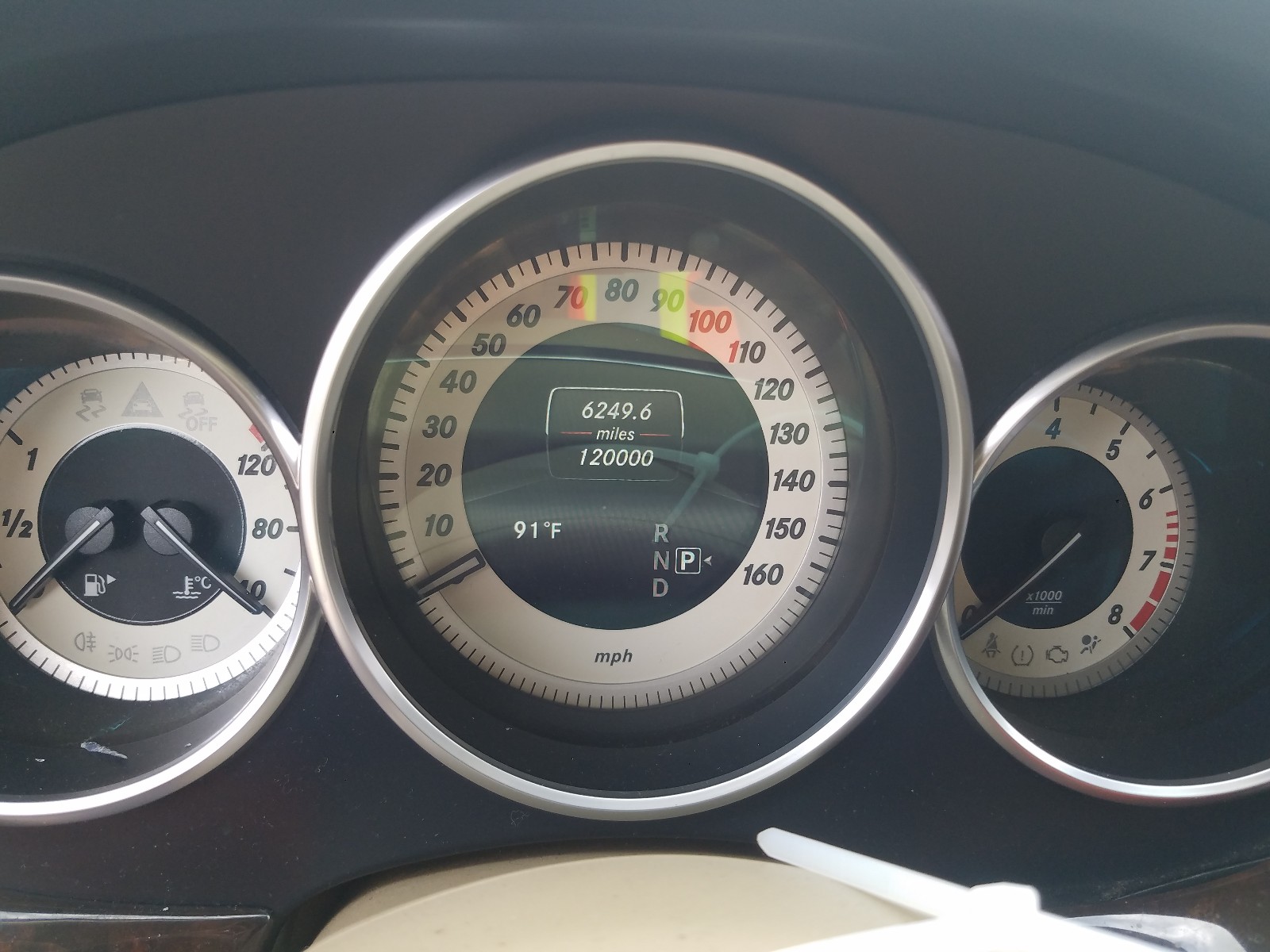 Photo 8 from auction – 2014 MERCEDES-BENZ CLS 550 with VIN WDDLJ7DB2EA102647