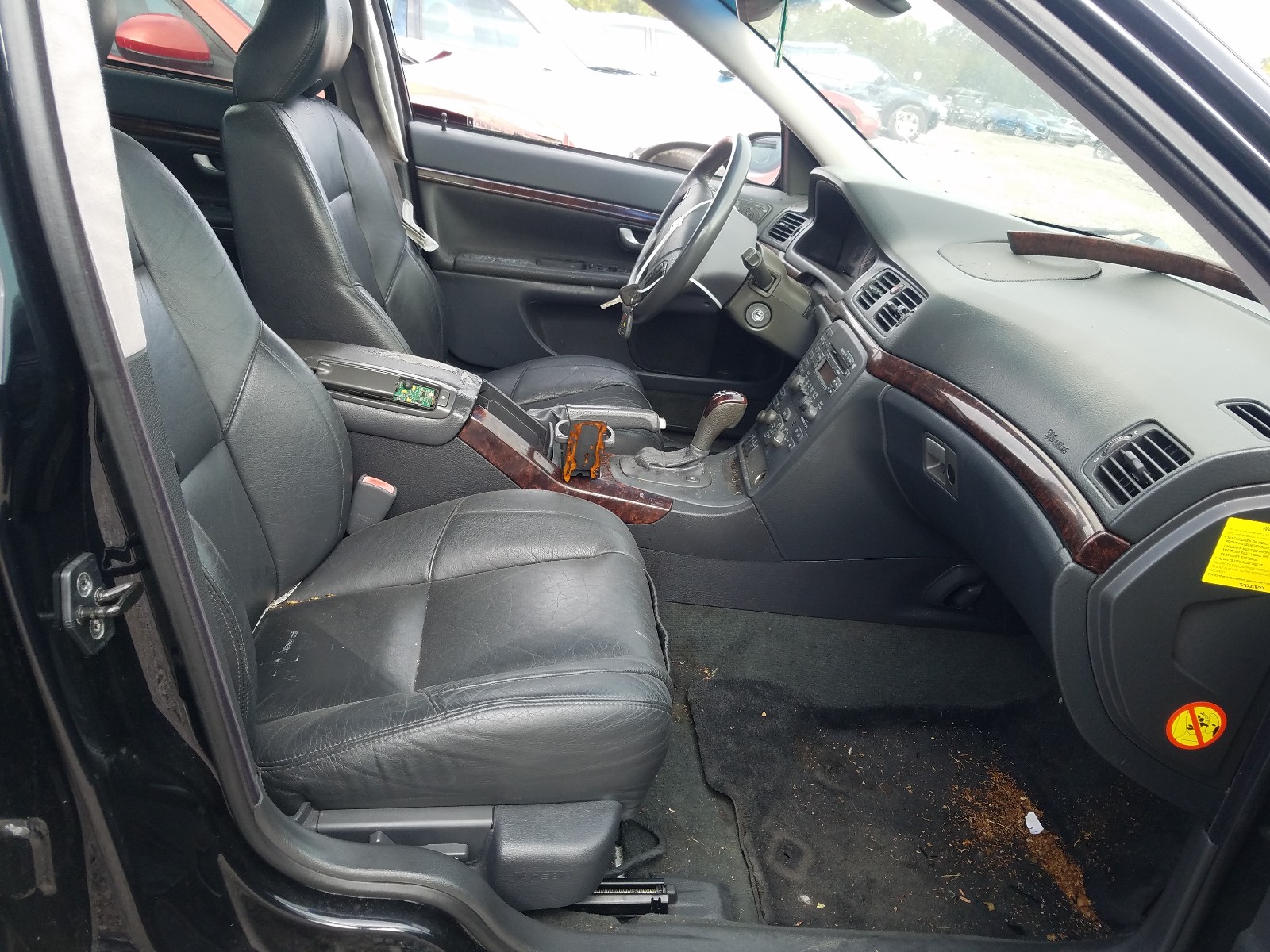 Photo 5 from auction – 2003 VOLVO S80 T6 TUR with VIN YV1TS91Z631306718