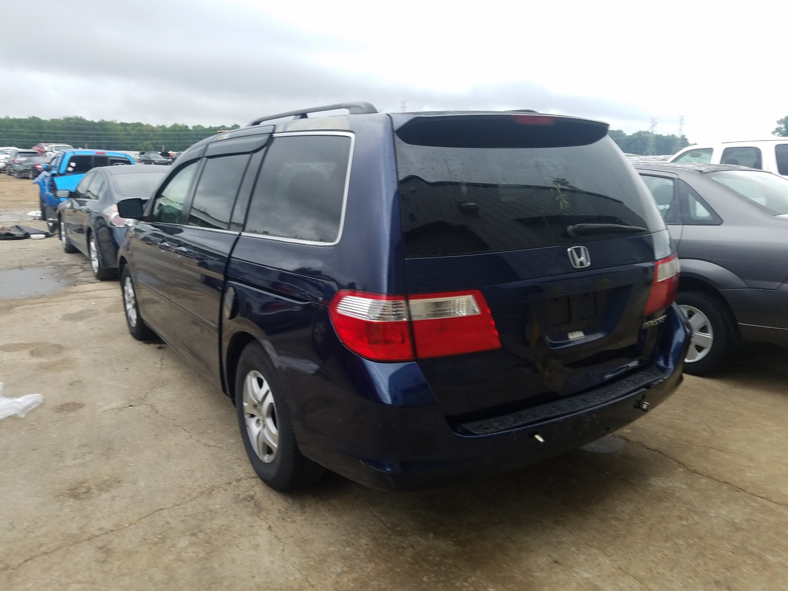 Photo 3 from auction – 2005 HONDA ODYSSEY EX with VIN 5FNRL38765B111176