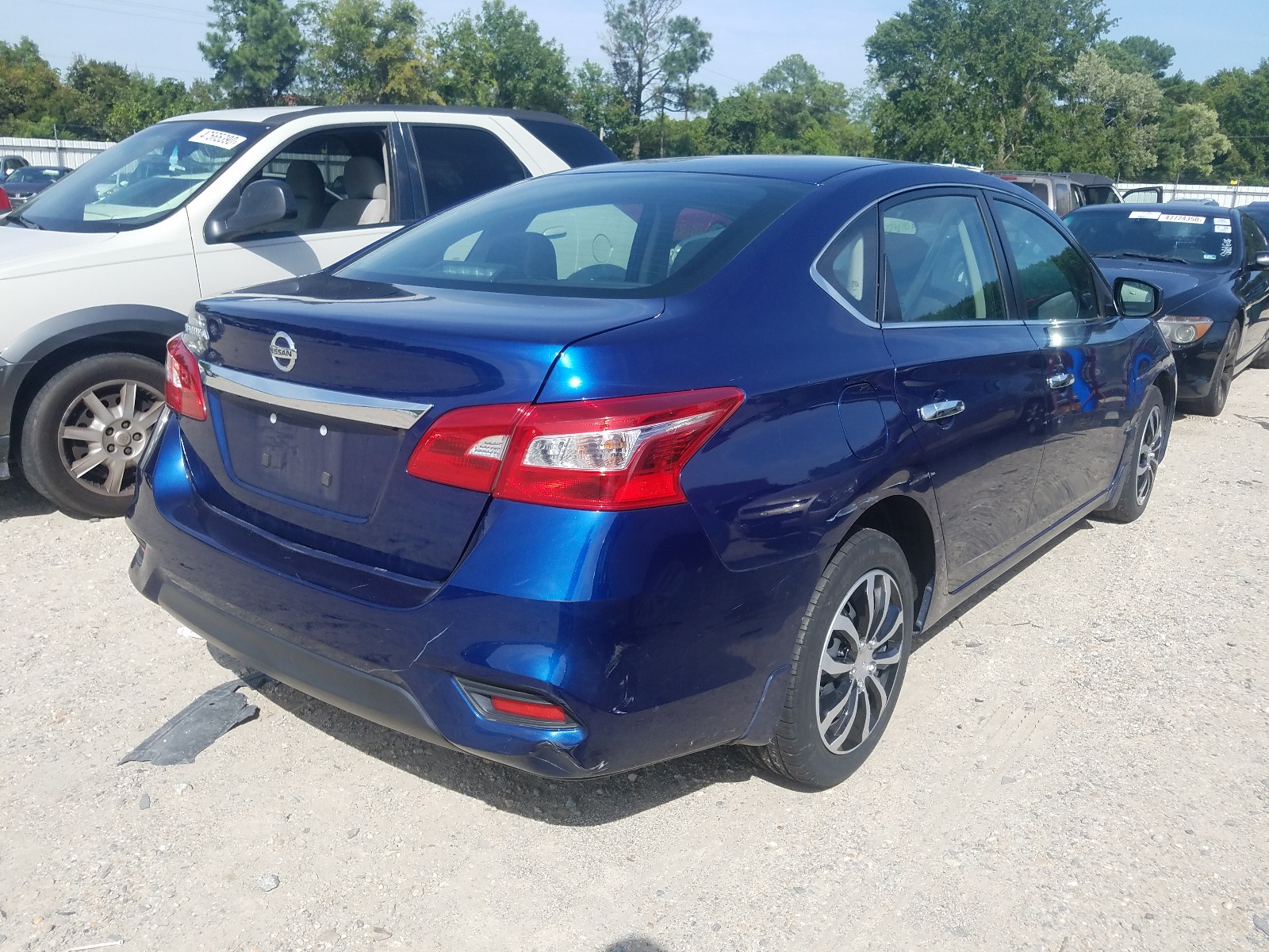 Photo 4 from auction – 2019 NISSAN SENTRA with VIN 3N1AB7AP4KY345000