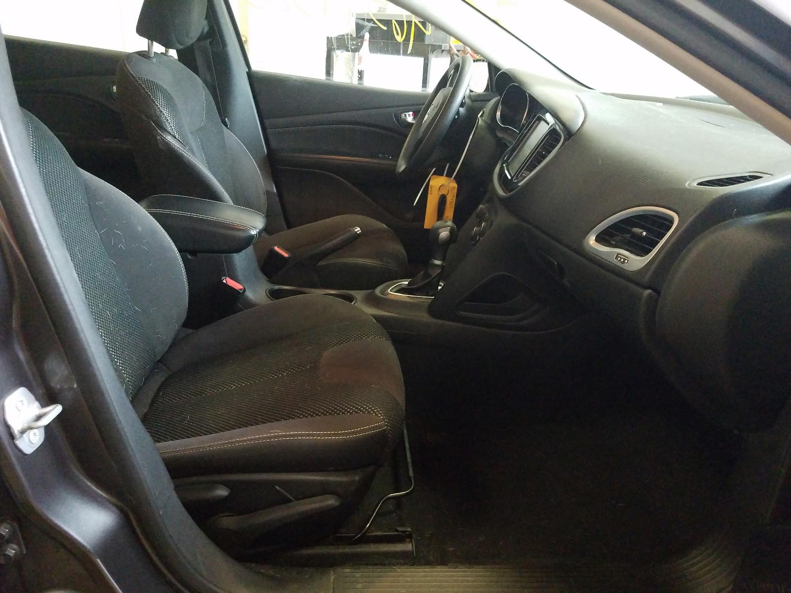 Photo 5 from auction – 2015 DODGE DART SXT with VIN 1C3CDFBB3FD173844