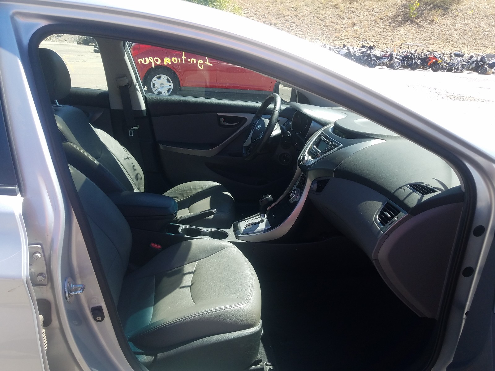 Photo 5 from auction – 2011 HYUNDAI ELANTRA GL with VIN 5NPDH4AE0BH040967