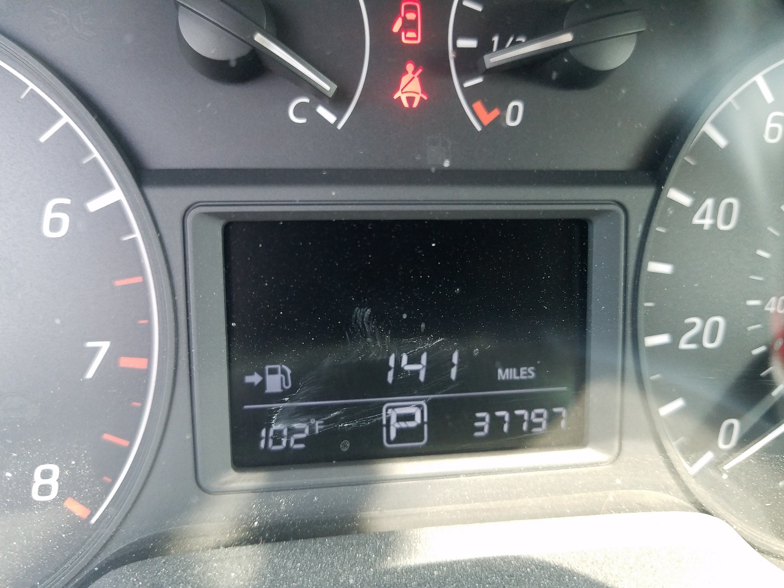 Photo 8 from auction – 2017 NISSAN SENTRA S with VIN 3N1AB7AP8HY407040