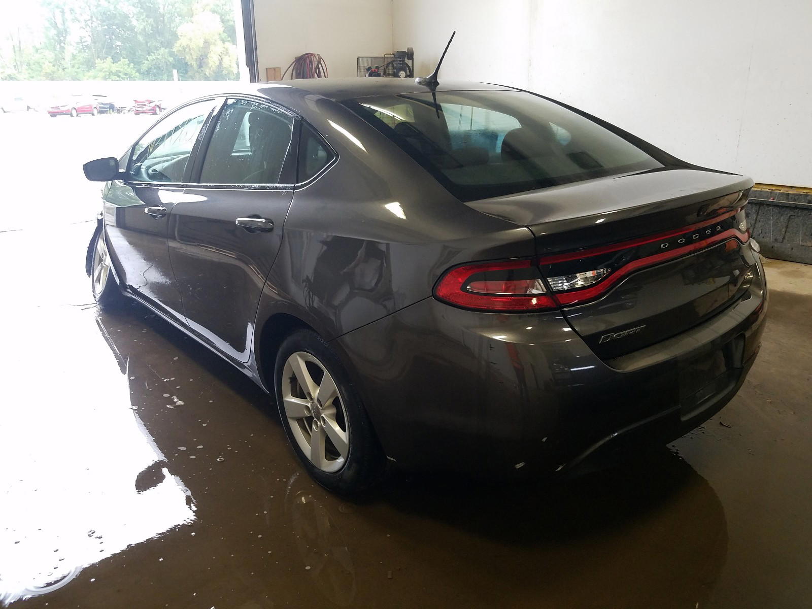 Photo 3 from auction – 2015 DODGE DART SXT with VIN 1C3CDFBB3FD173844