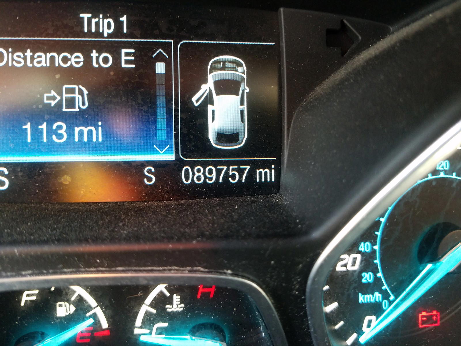Photo 8 from auction – 2014 FORD ESCAPE SE with VIN 1FMCU9G90EUB97290