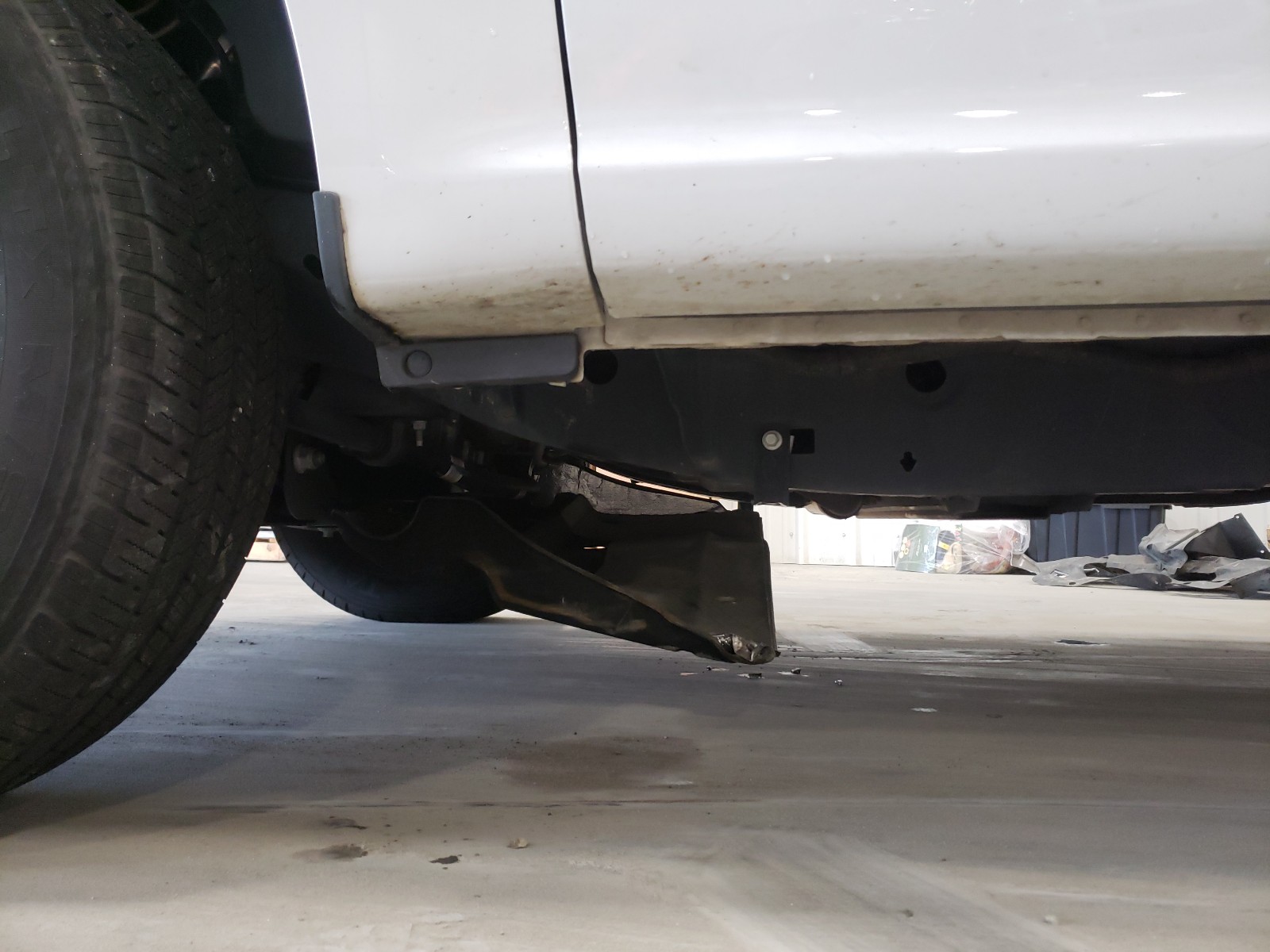 صورة رقم 9 من المزاد - 2017 FORD F150 مع VIN 1FTMF1C84HFC77444