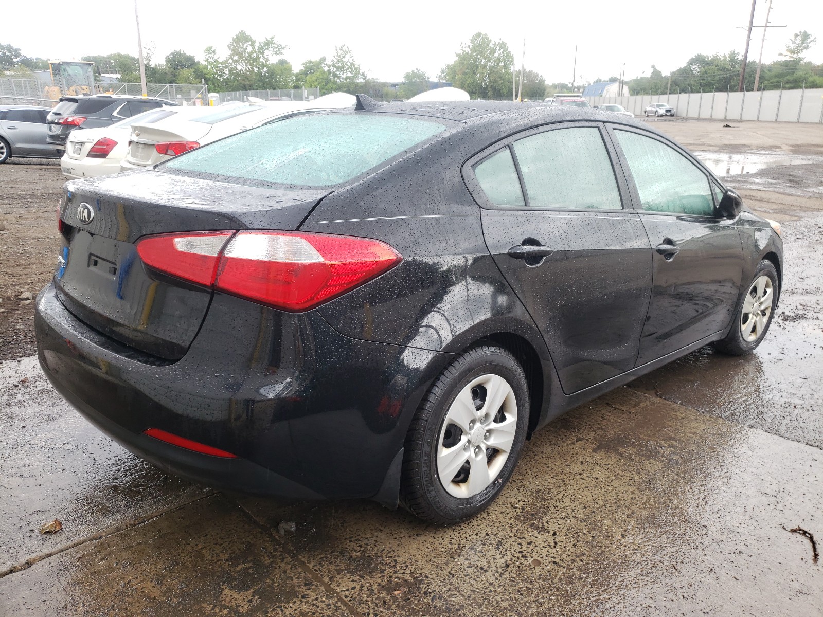 Photo 4 from auction – 2016 KIA FORTE LX with VIN KNAFX4A66G5499090