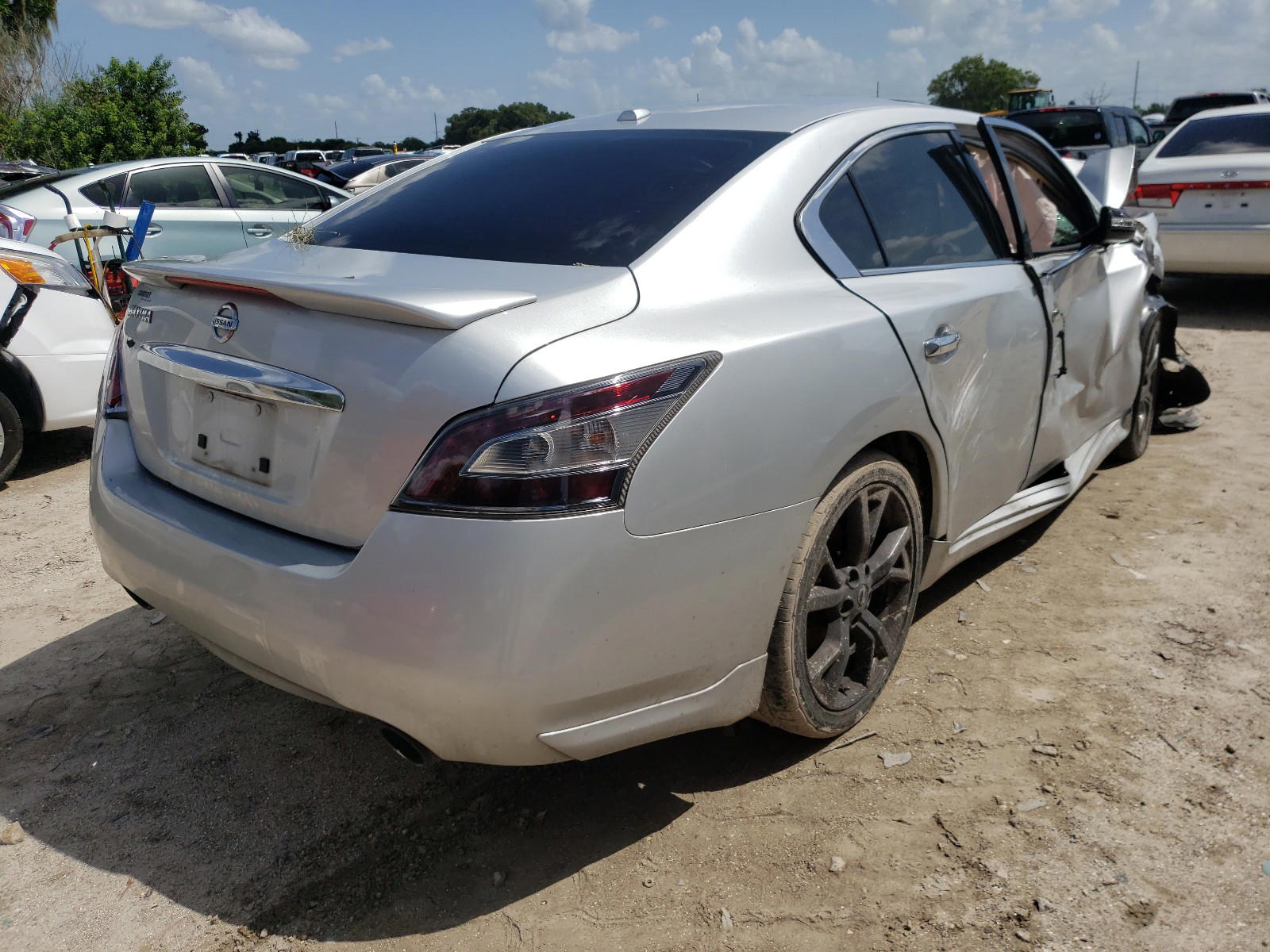 Photo 4 from auction – 2014 NISSAN MAXIMA S with VIN 1N4AA5AP1EC490342