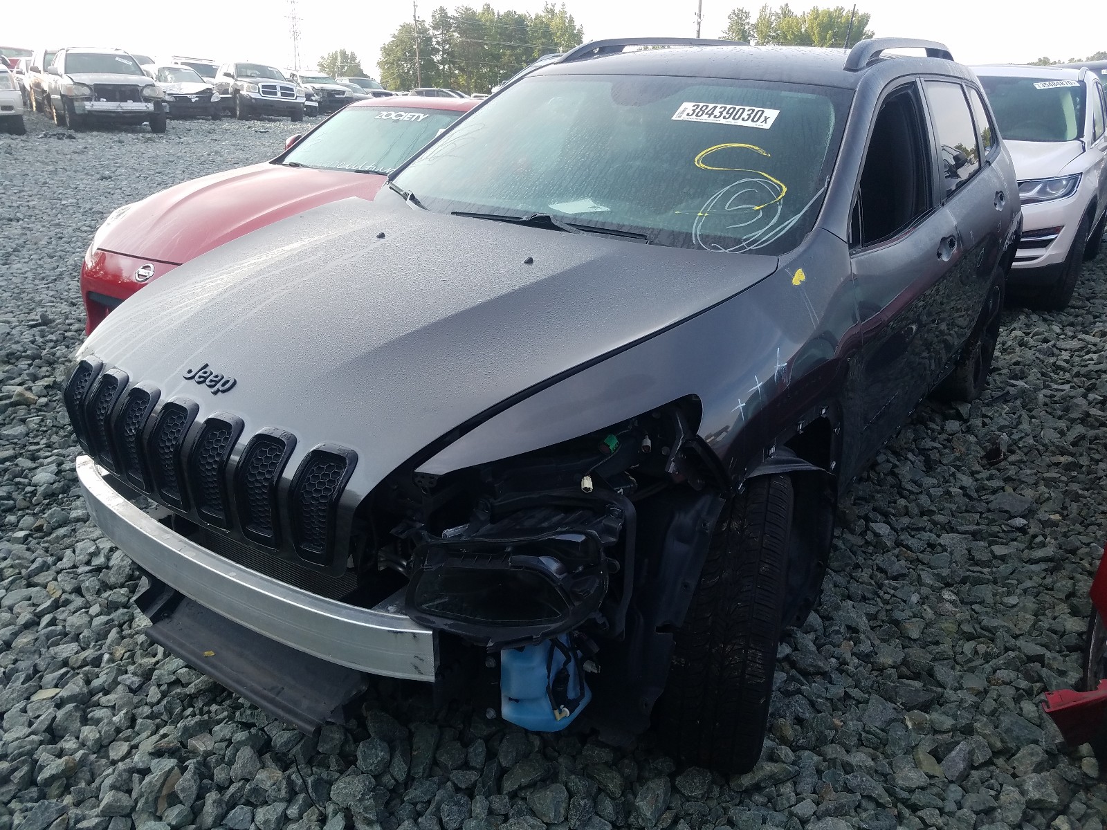 Photo 2 from auction – 2018 JEEP CHEROKEE L with VIN 1C4PJLCB4JD551648