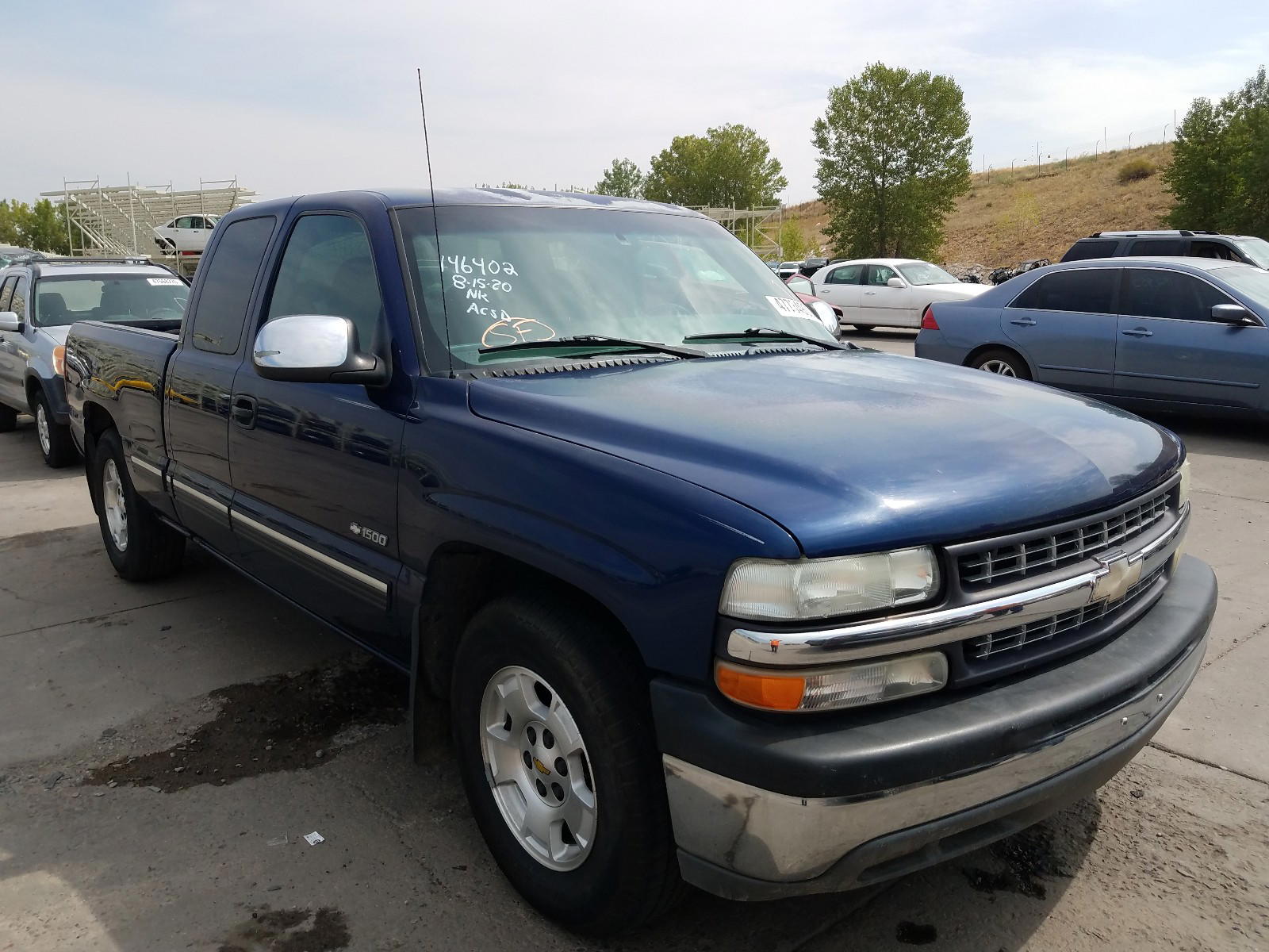 CHEVROLET SILVERADO 2001 with VIN 1GCEC19T01Z192999 - Photo from auction