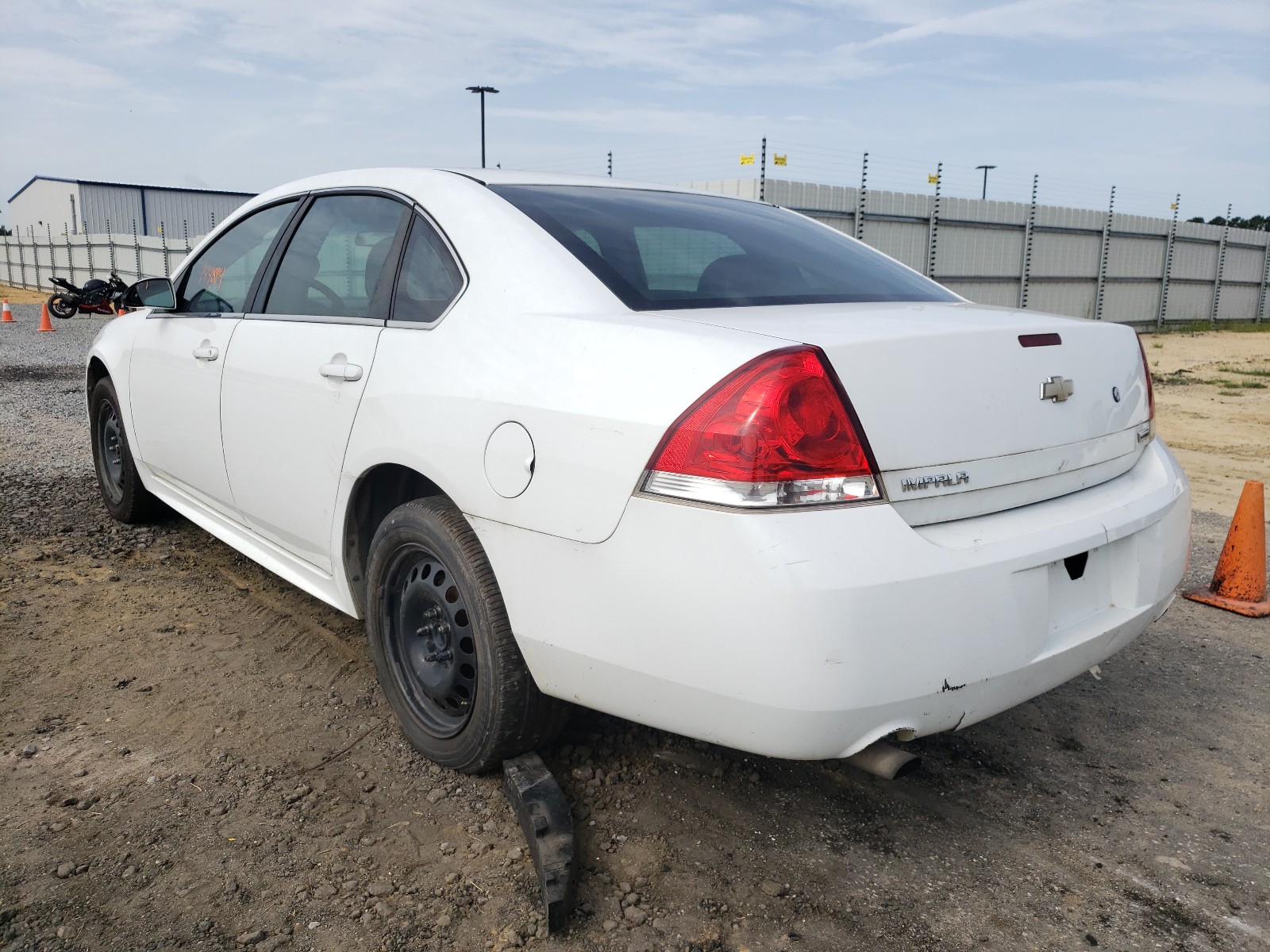 Photo 3 from auction – 2013 CHEVROLET IMPALA POL with VIN 2G1WD5E39D1118646