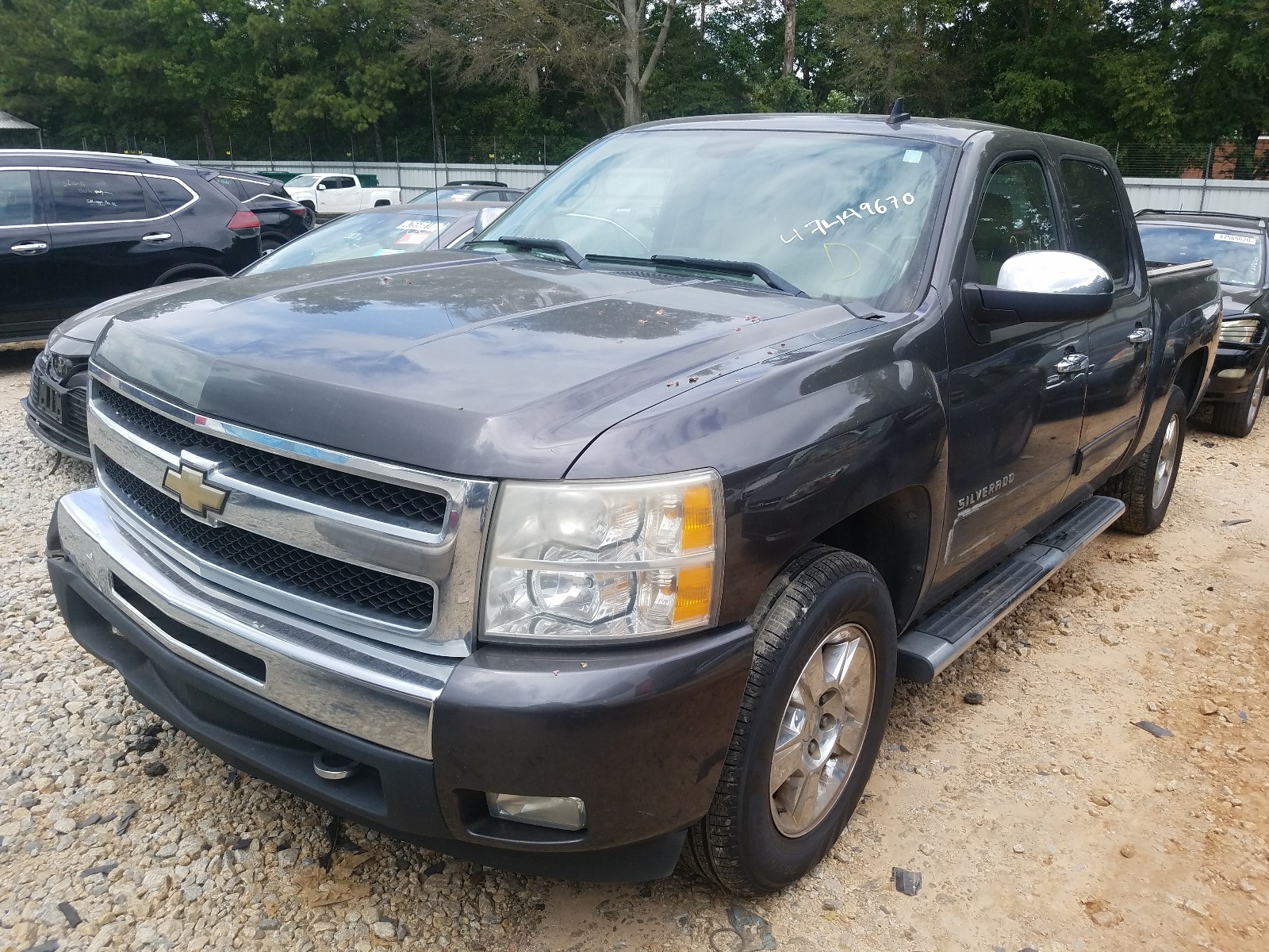 Photo 2 from auction – 2011 CHEVROLET SILVERADO with VIN 3GCPCSE05BG298392