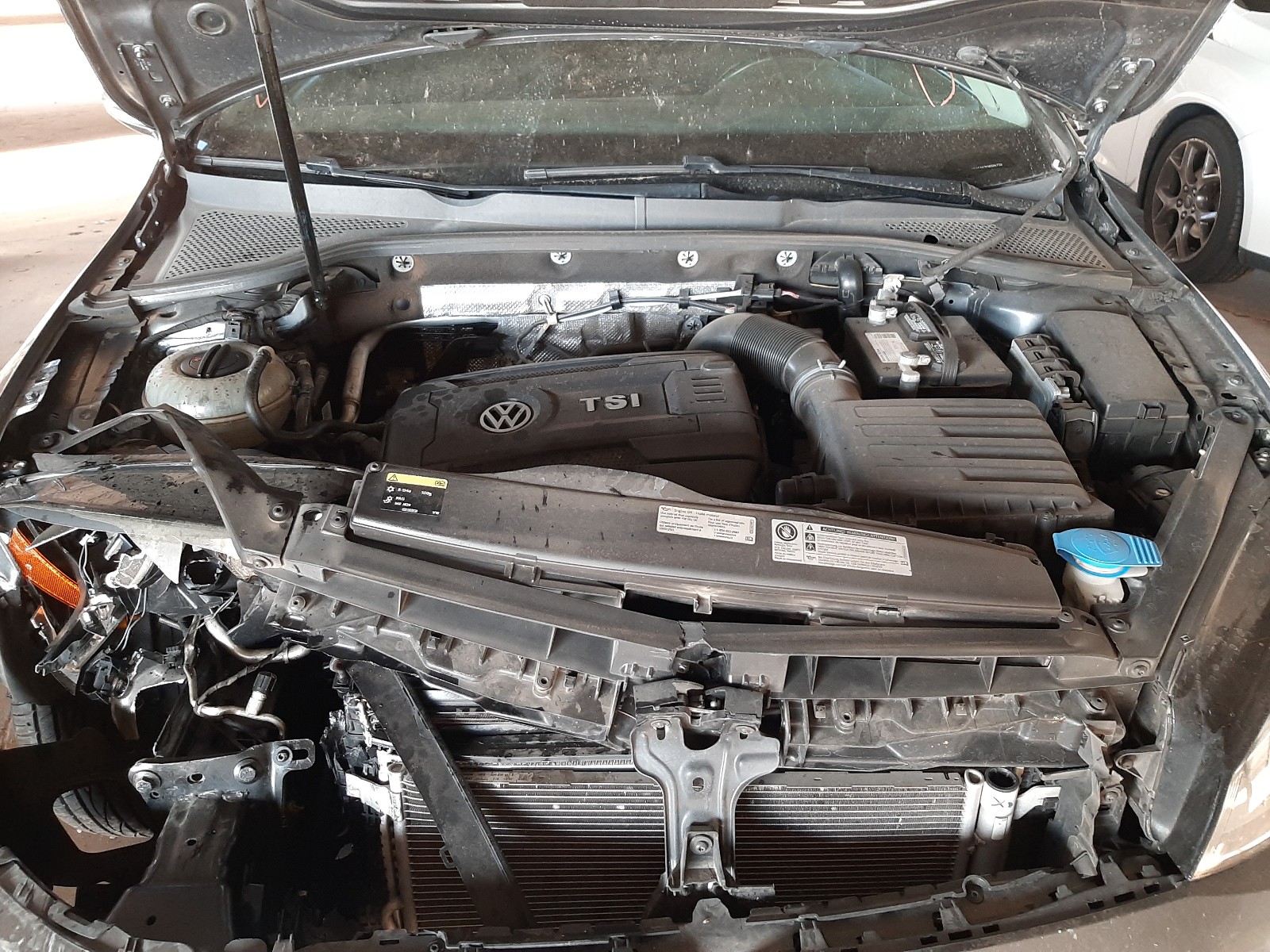 Photo 7 from auction – 2015 VOLKSWAGEN GOLF with VIN 3VW217AU7FM008728