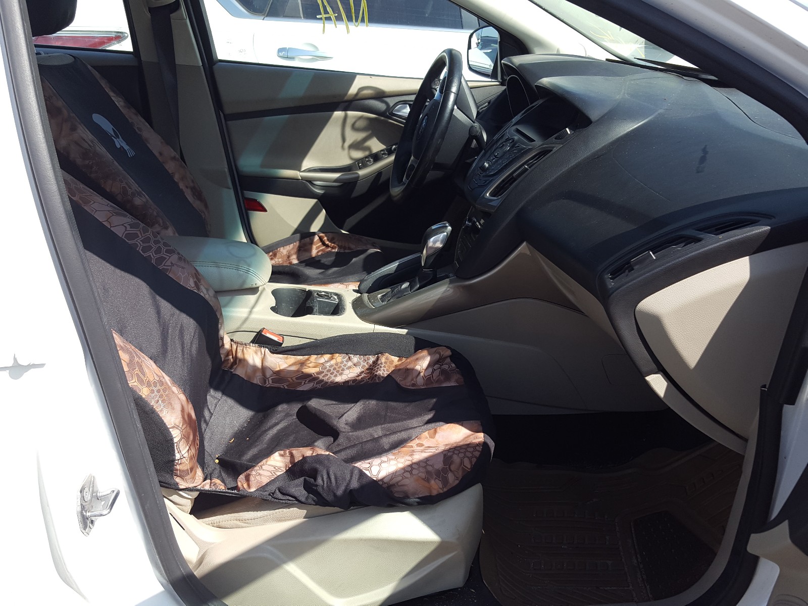 Zdjęcie 5 z aukcji – 2012 FORD FOCUS SEL z VIN 1FAHP3H21CL416928