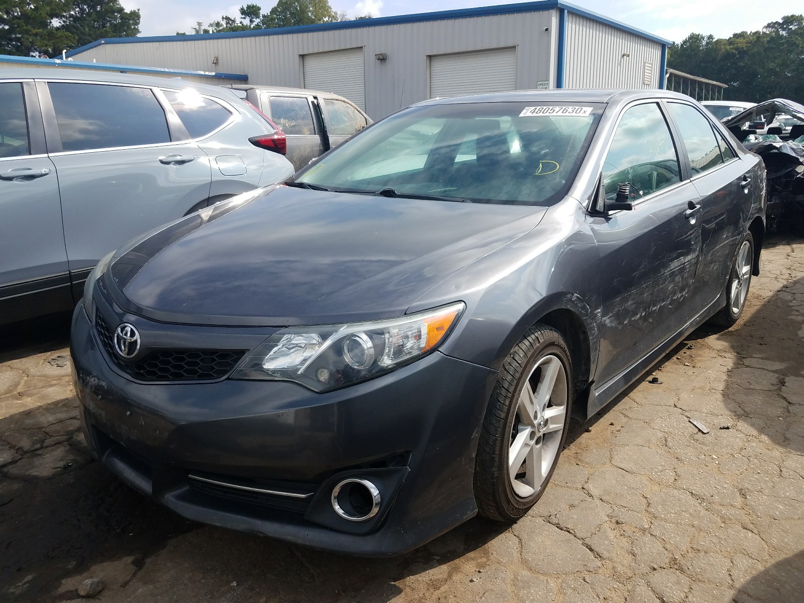 Photo 2 from auction – 2014 TOYOTA CAMRY L with VIN 4T1BF1FK5EU363721