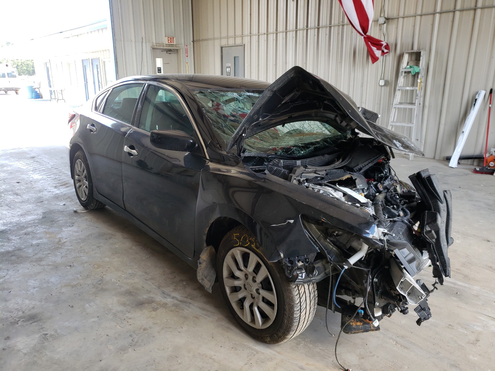 NISSAN ALTIMA 2.5 2018 with VIN 1N4AL3AP0JC106592 - Photo from auction