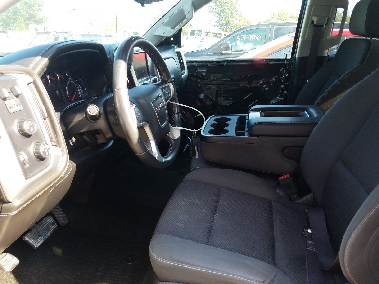 Photo 5 from auction – 2014 GMC SIERRA K15 with VIN 1GTV2UEC8EZ239244