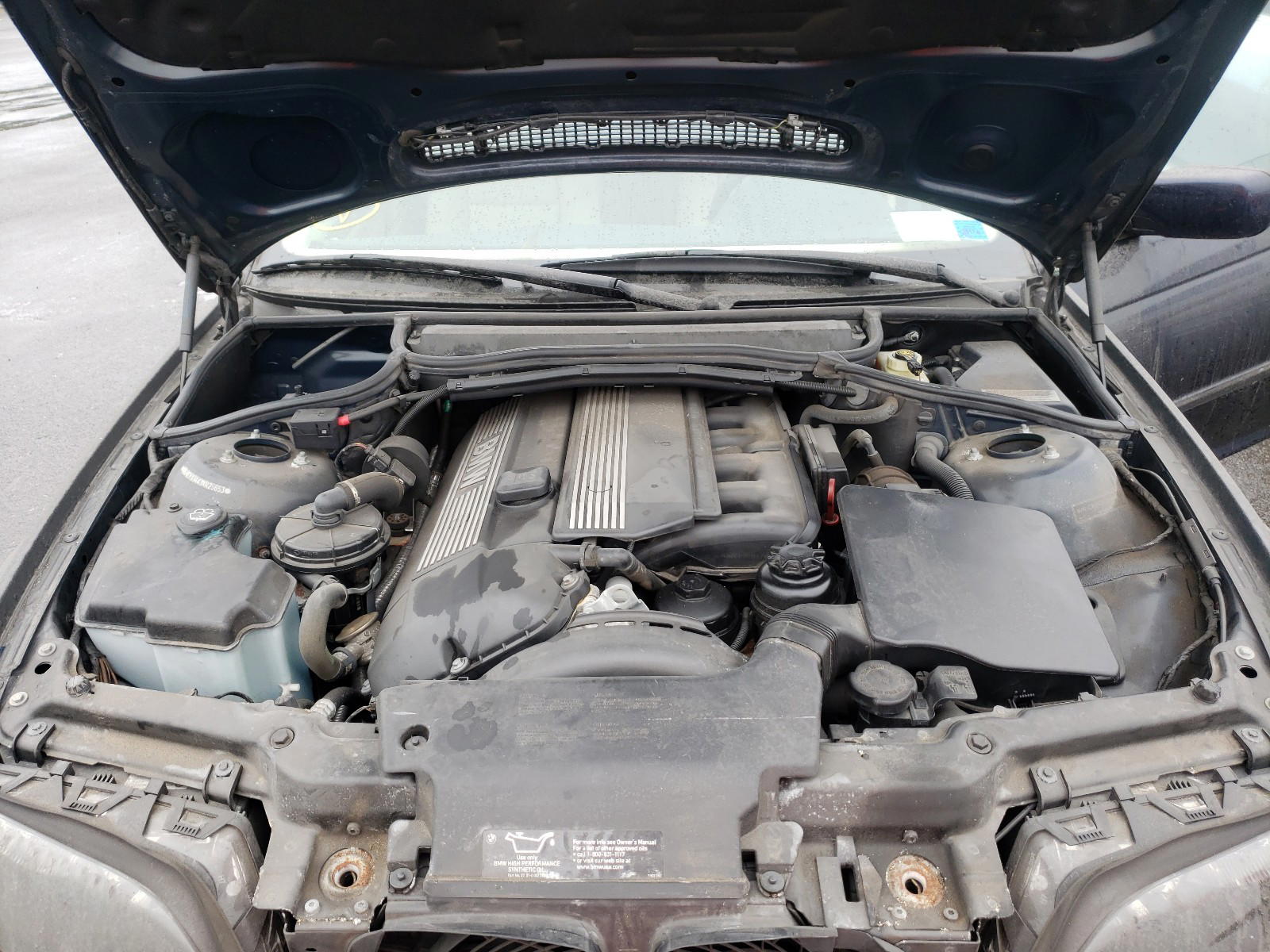 Photo 7 from auction – 2003 BMW 5 SERIES with VIN WBAEV33443KR25653