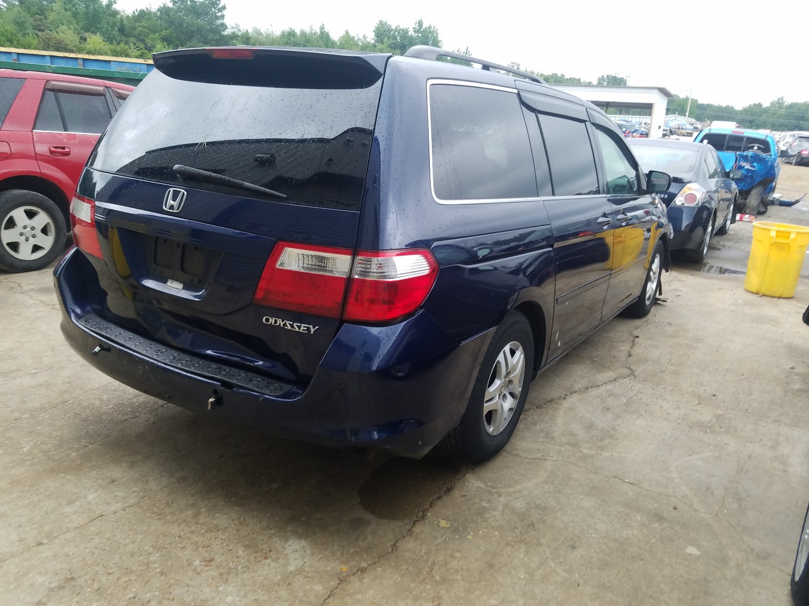 Photo 4 from auction – 2005 HONDA ODYSSEY EX with VIN 5FNRL38765B111176