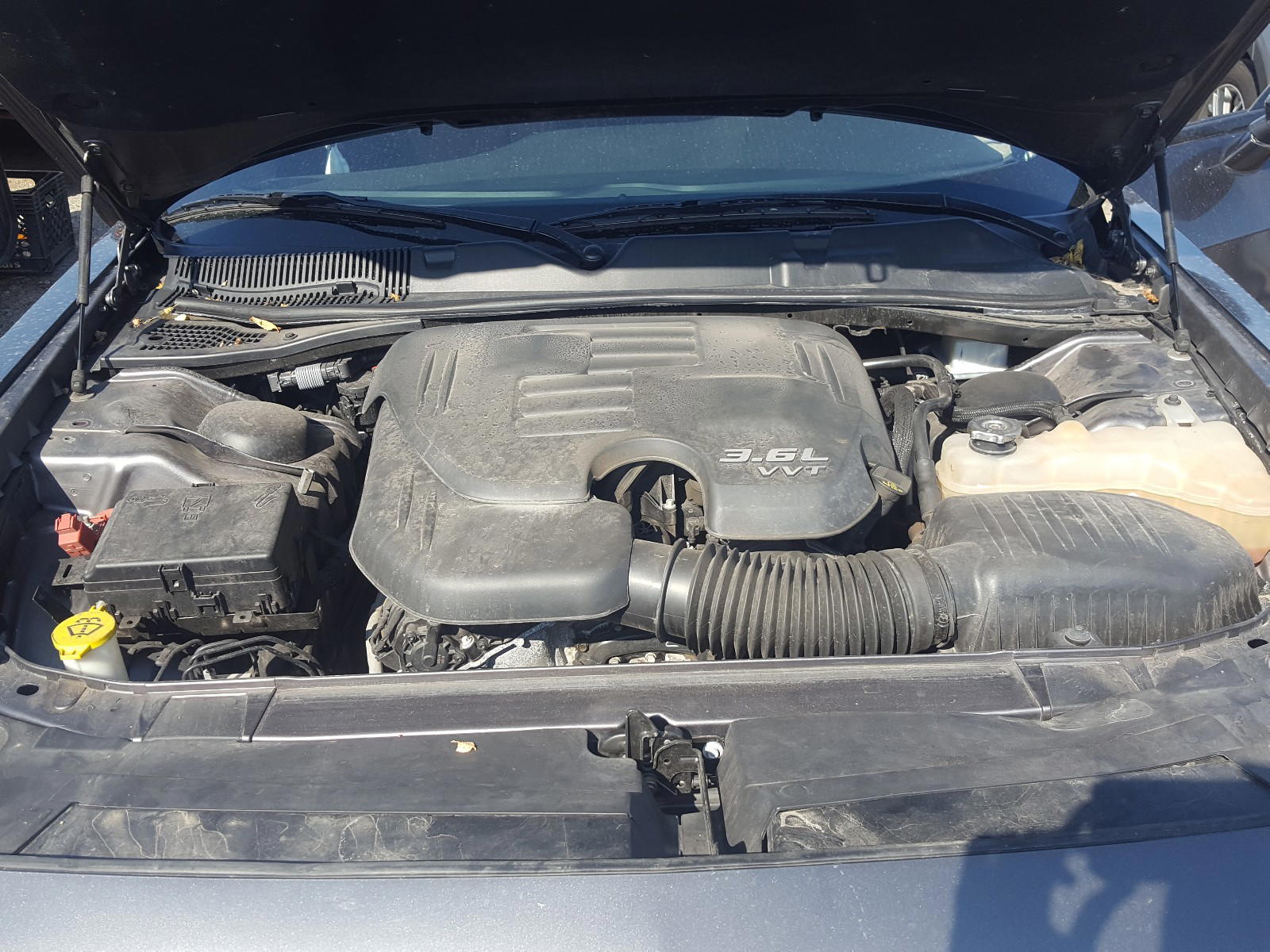 Photo 7 from auction – 2018 DODGE CHALLENGER with VIN 2C3CDZAG6JH334326