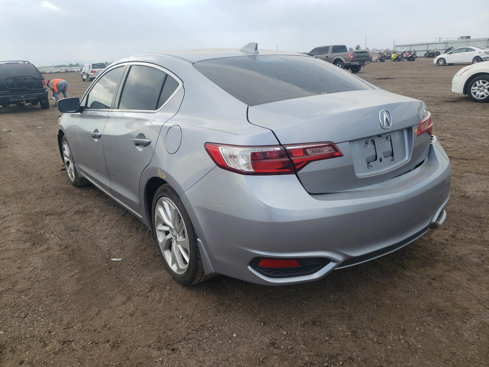 Photo 3 from auction – 2016 ACURA ILX PREMIU with VIN 19UDE2F72GA011381
