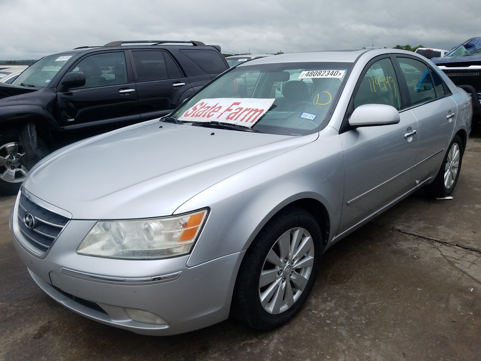 Photo 2 from auction – 2009 HYUNDAI SONATA SE with VIN 5NPEU46CX9H486657