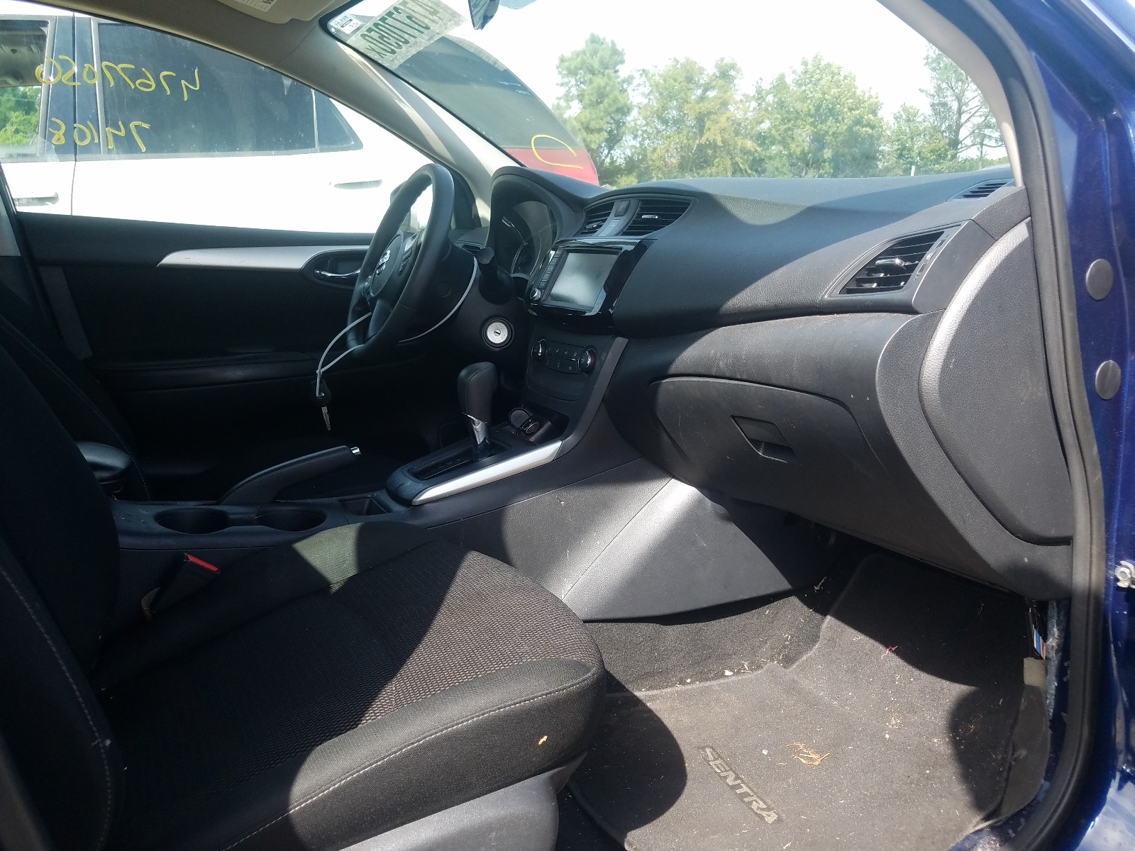 Photo 5 from auction – 2019 NISSAN SENTRA with VIN 3N1AB7AP4KY345000
