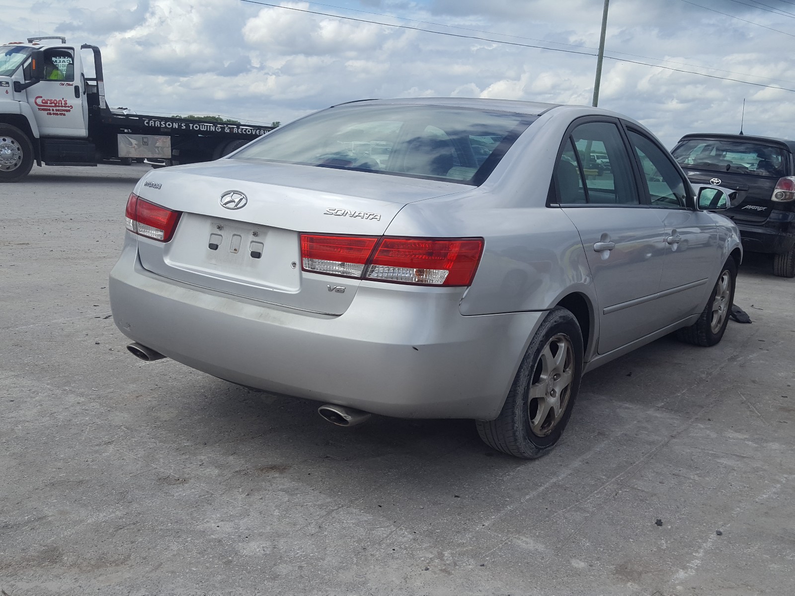 Photo 4 from auction – 2007 HYUNDAI SONATA SE with VIN 5NPEU46F77H164629