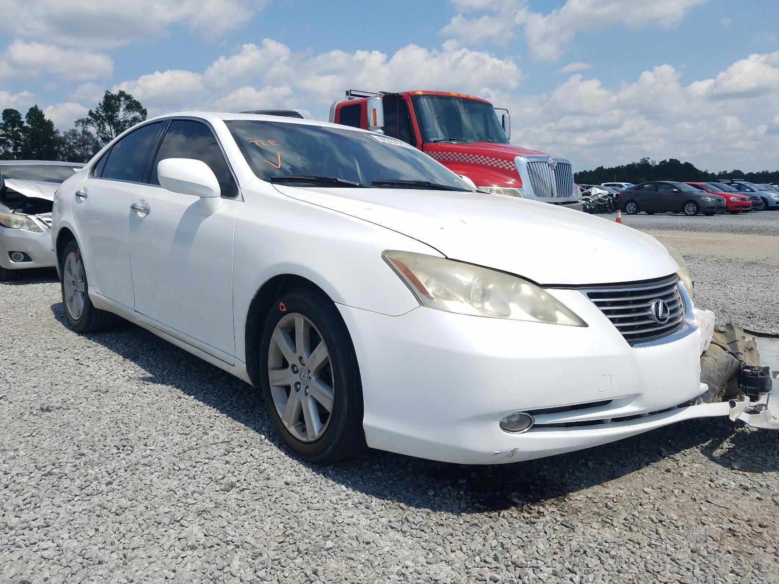 LEXUS ES 350 2007 with VIN JTHBJ46GX72114005 - Photo from auction