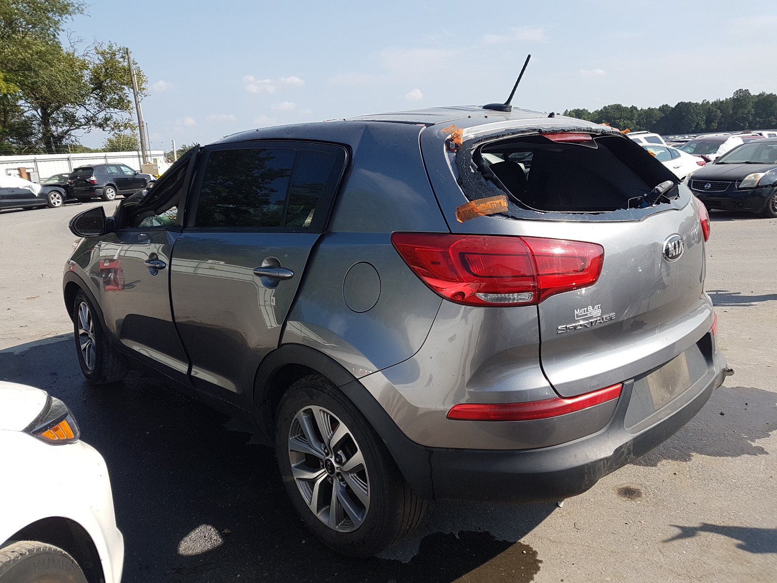 Photo 3 from auction – 2016 KIA SPORTAGE L with VIN KNDPBCAC5G7829571