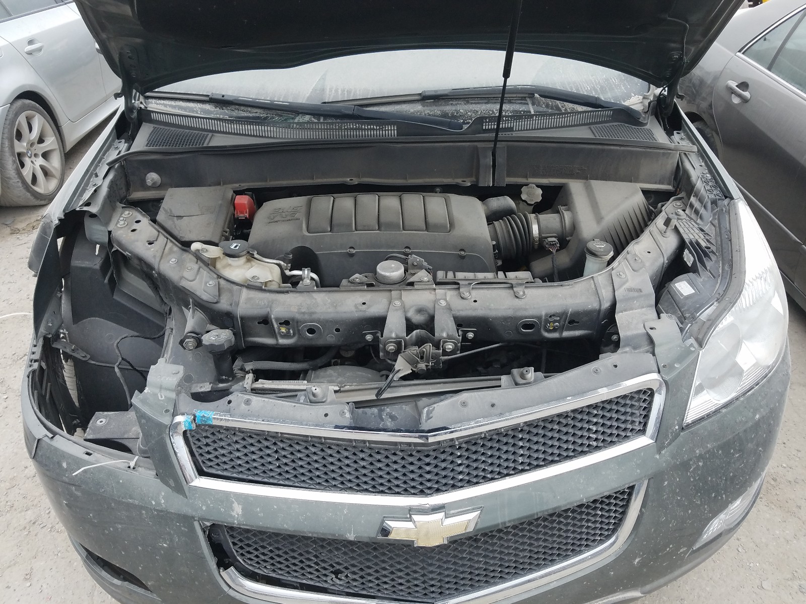 Photo 7 from auction – 2011 CHEVROLET TRAVERSE L with VIN 1GNKRGEDXBJ144338
