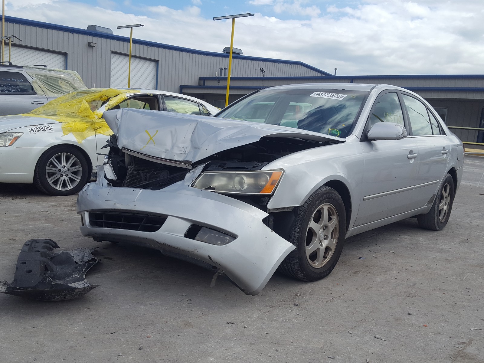 Photo 2 from auction – 2007 HYUNDAI SONATA SE with VIN 5NPEU46F77H164629