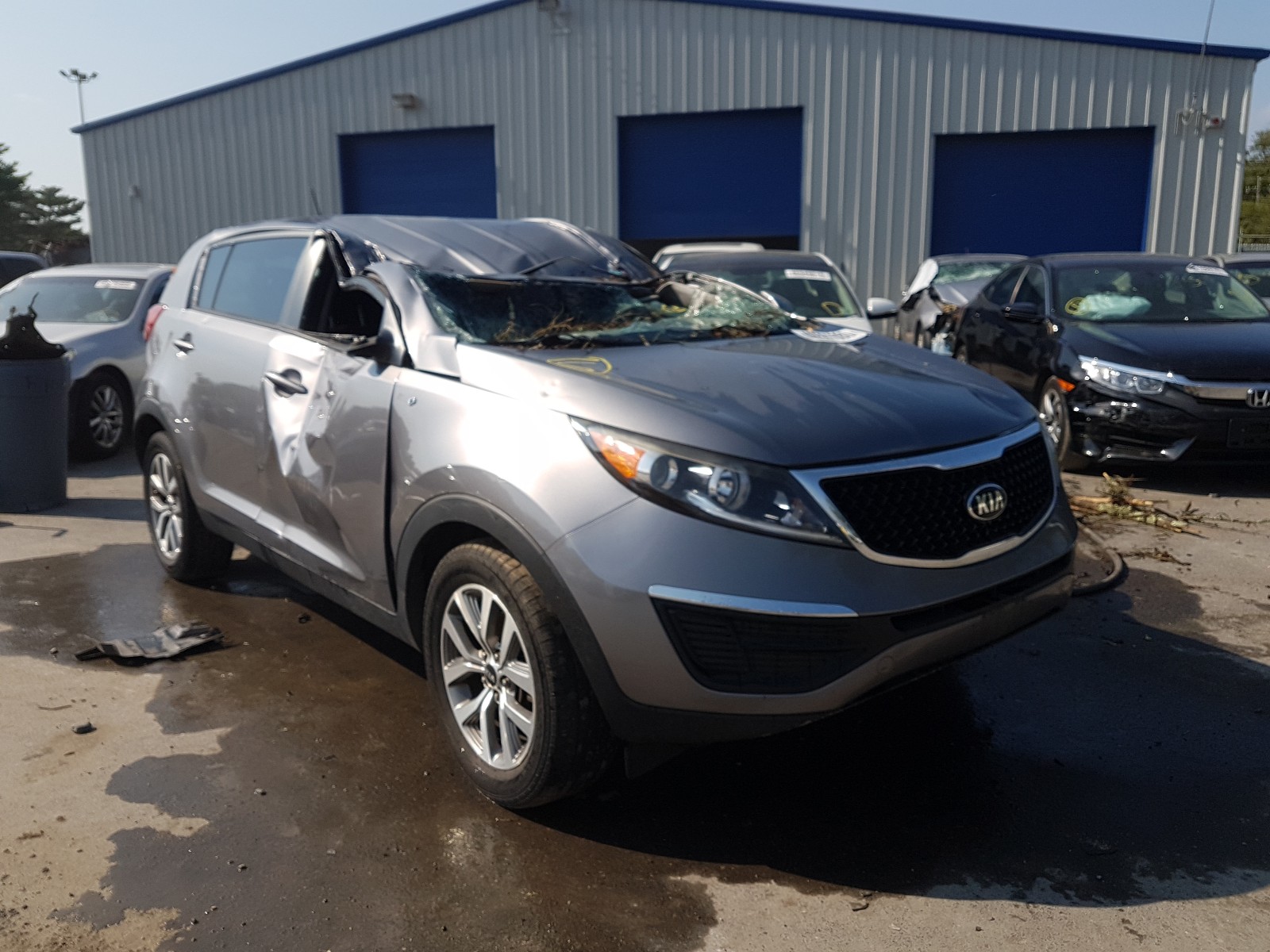 KIA SPORTAGE L 2016 with VIN KNDPBCAC5G7829571 - Photo from auction
