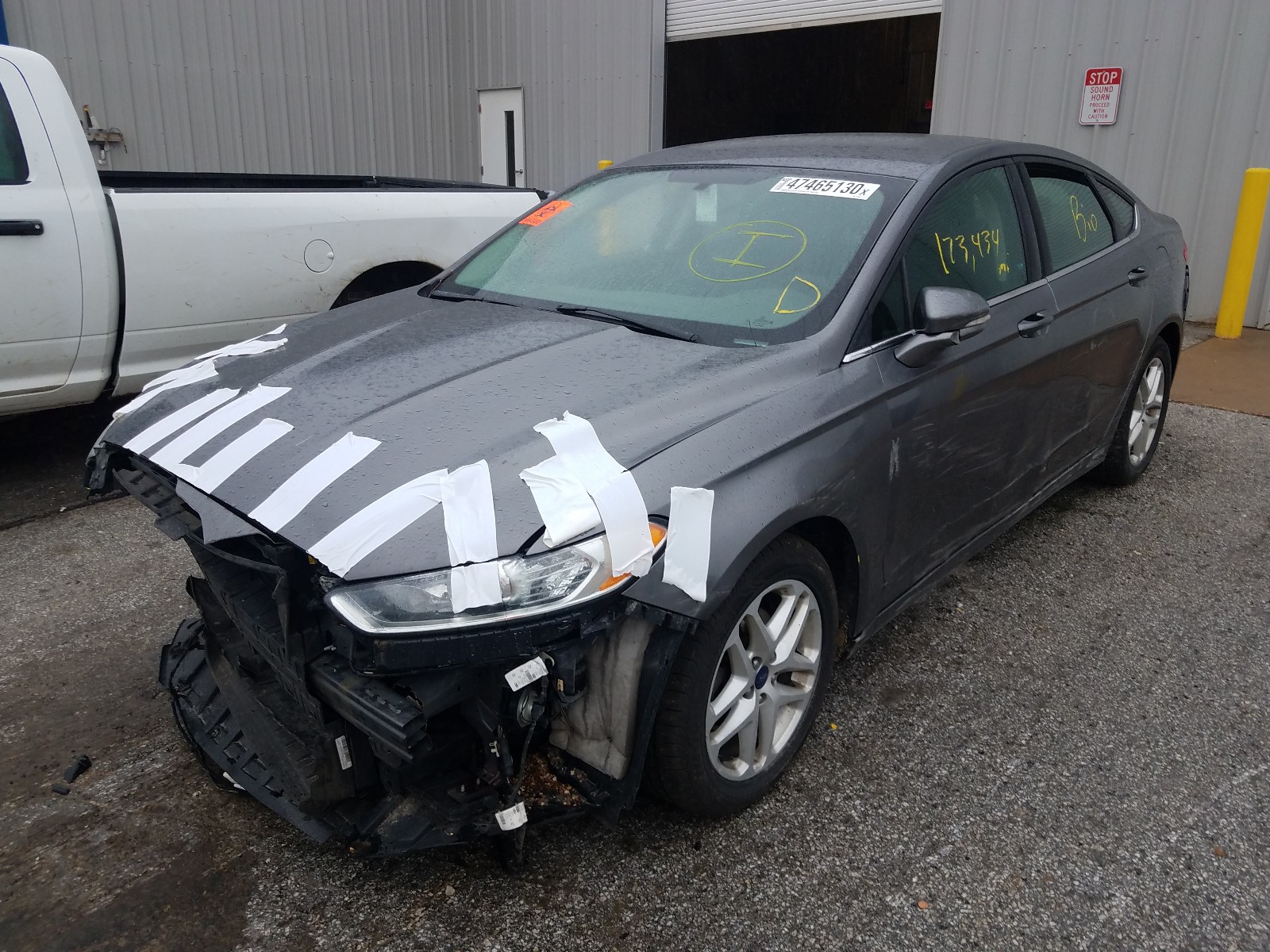 Photo 2 from auction – 2014 FORD FUSION SE with VIN 3FA6P0H71ER315927