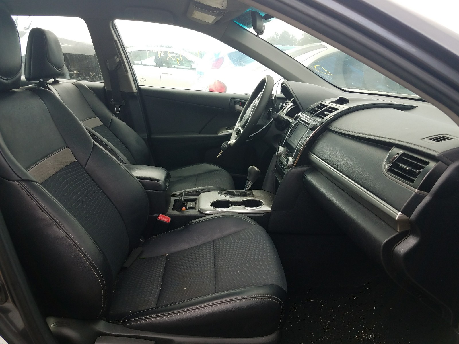Photo 5 from auction – 2014 TOYOTA CAMRY L with VIN 4T1BF1FK5EU363721