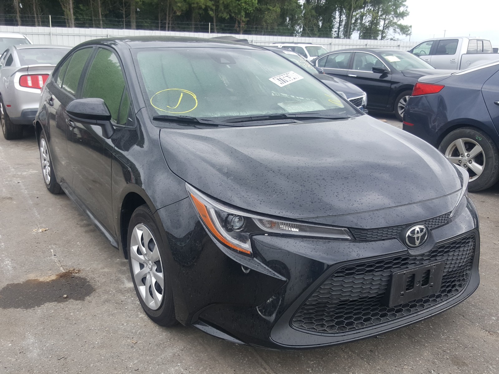 TOYOTA COROLLA LE 2020 with VIN JTDEPRAE7LJ050974 - Photo from auction