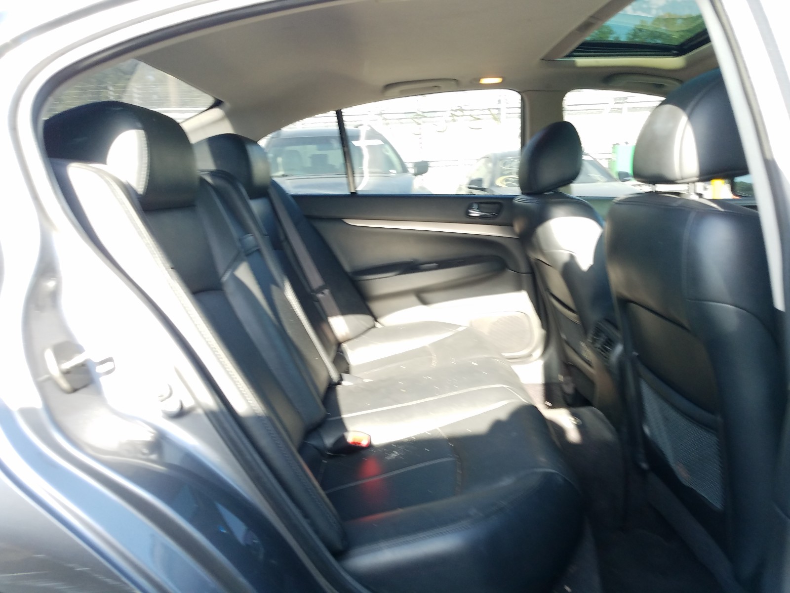 Photo 6 from auction – 2013 INFINITI G37 with VIN JN1CV6AR4DM351784