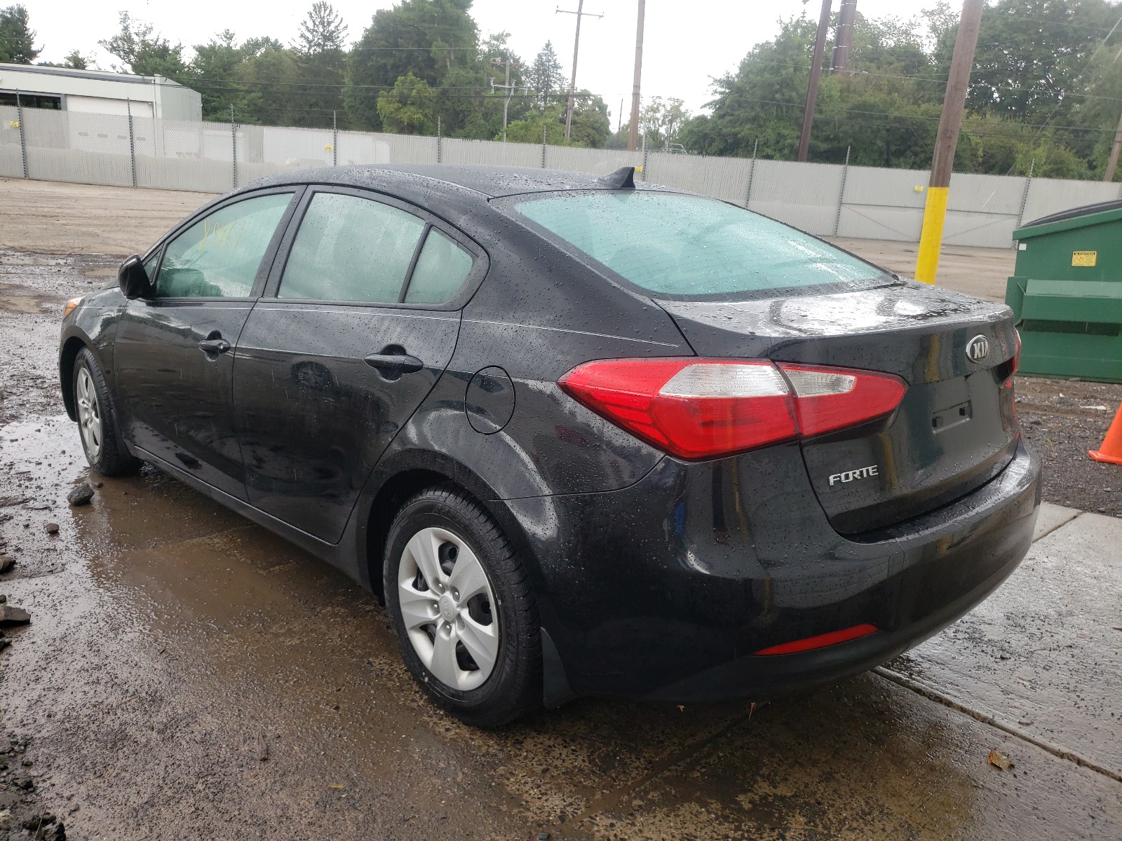 Photo 3 from auction – 2016 KIA FORTE LX with VIN KNAFX4A66G5499090