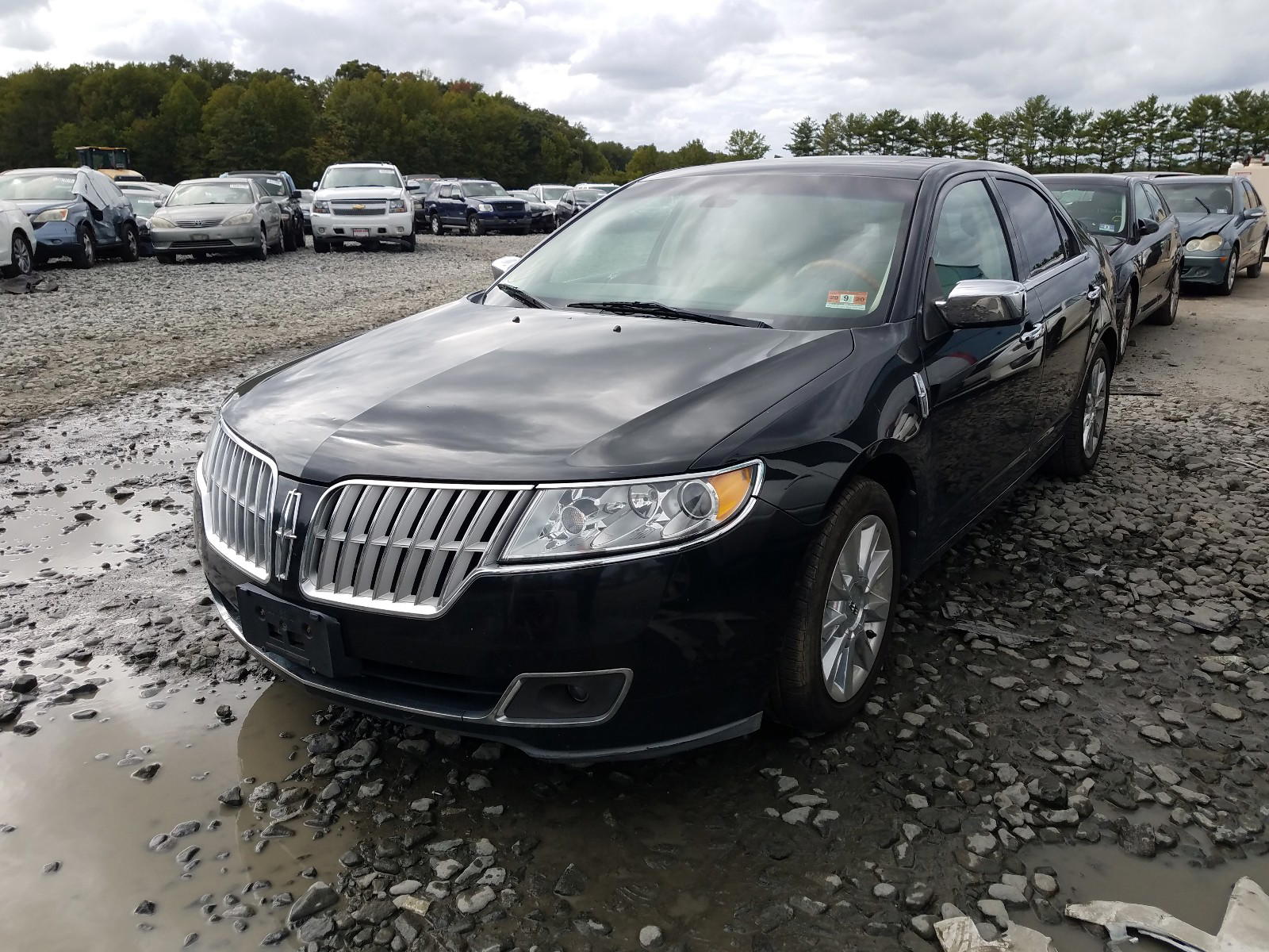 Photo 2 from auction – 2011 LINCOLN MKZ with VIN 3LNHL2JC4BR762762