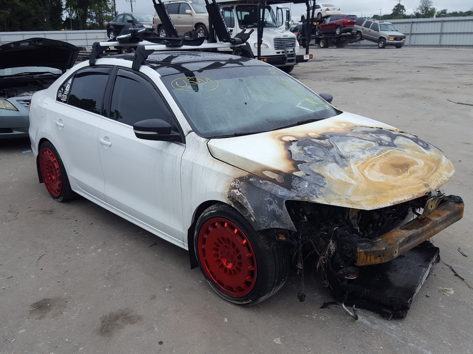 VOLKSWAGEN JETTA SE 2014 with VIN 3VWD17AJ4EM423969 - Photo from auction