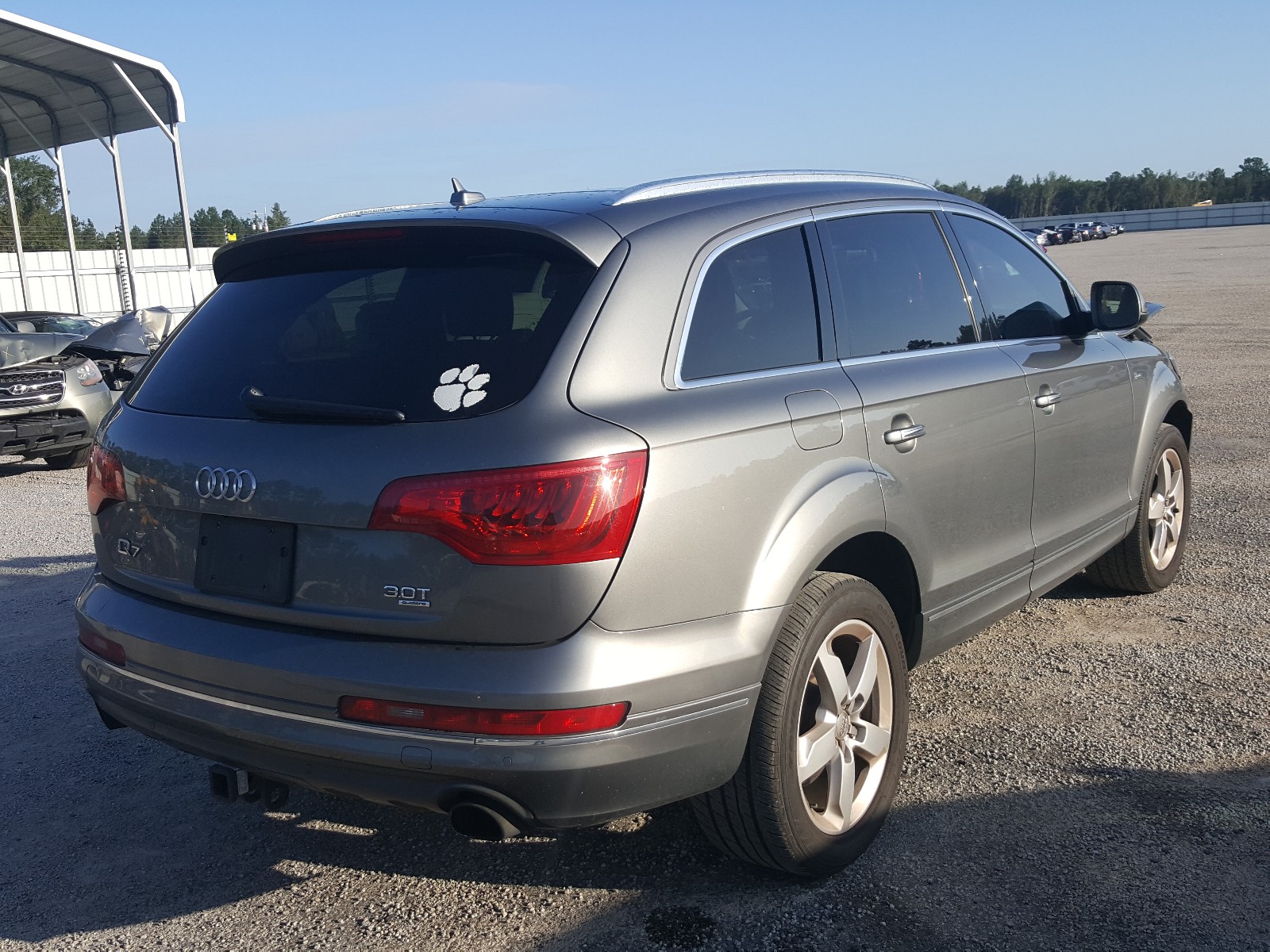 Photo 4 from auction – 2015 AUDI Q7 PREMIUM with VIN WA1CGAFE9FD002696