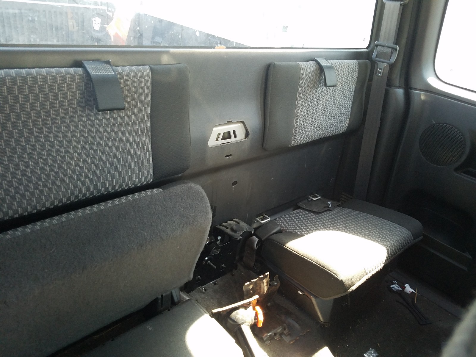 Photo 6 from auction – 2009 CHEVROLET COLORADO with VIN 1GCDT19EX98120903