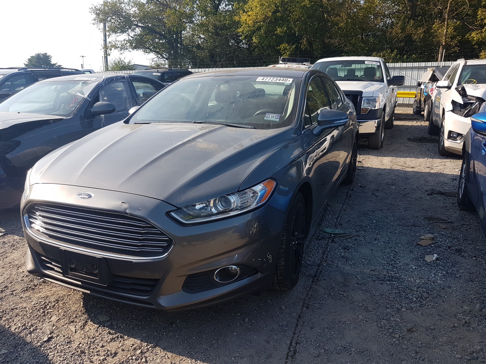 Photo 2 from auction – 2014 FORD FUSION SE with VIN 3FA6P0HD1ER348335