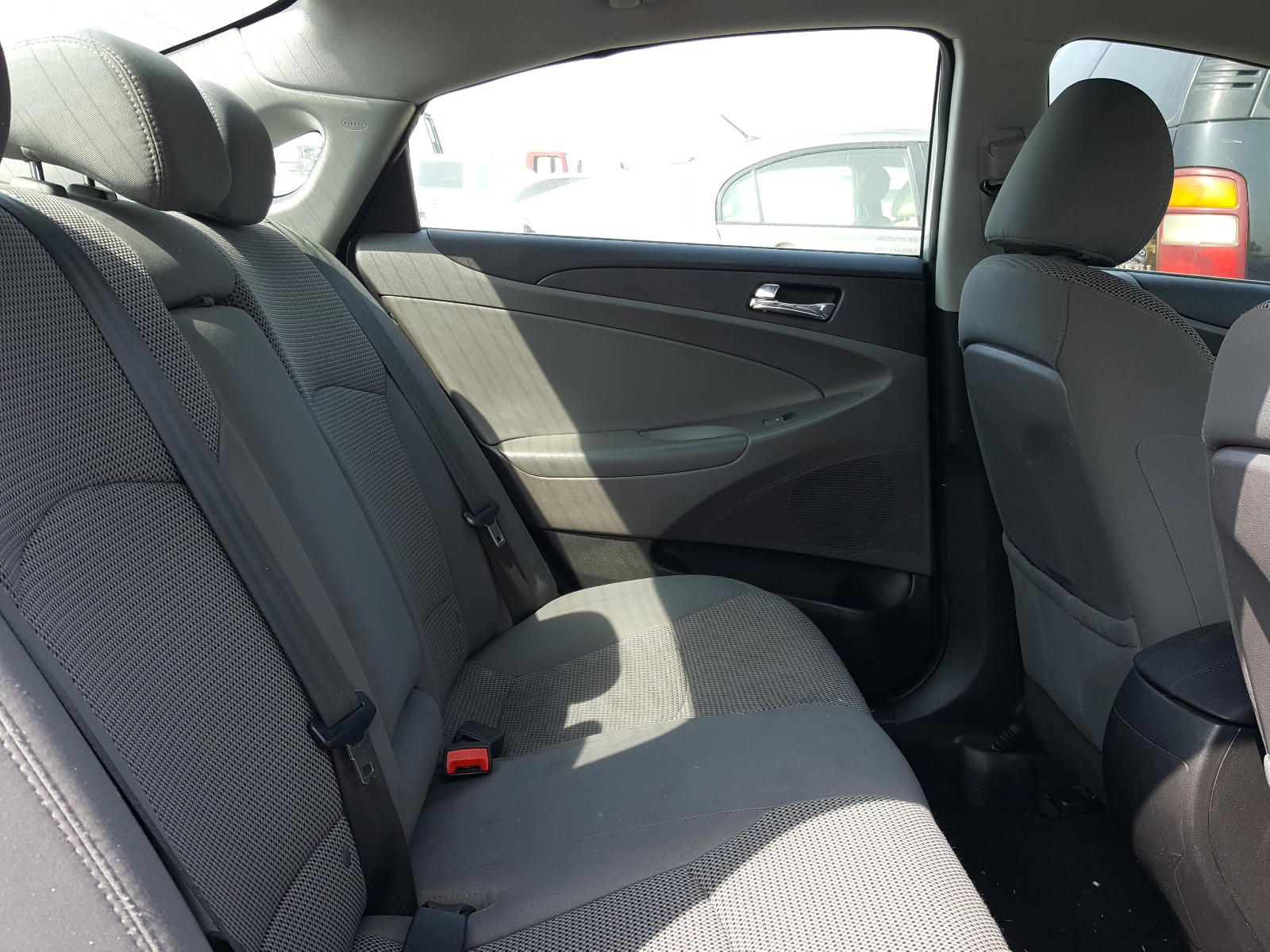 Photo 6 from auction – 2012 HYUNDAI SONATA GLS with VIN 5NPEB4AC7CH444970