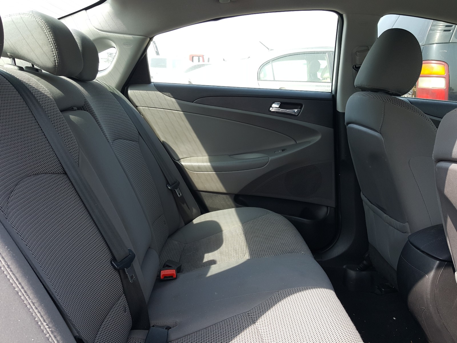 Zdjęcie 6 z aukcji – 2012 HYUNDAI SONATA GLS z VIN 5NPEB4AC7CH444970