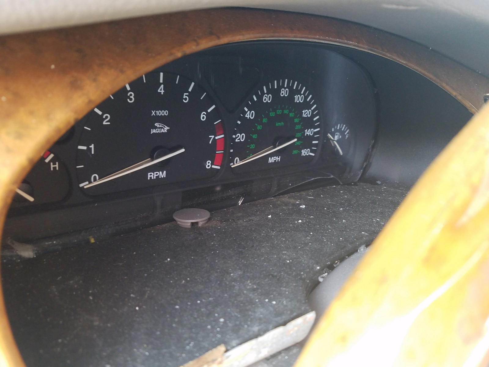 Photo 8 from auction – 2000 JAGUAR S-TYPE with VIN SAJDA01D7YGL21747