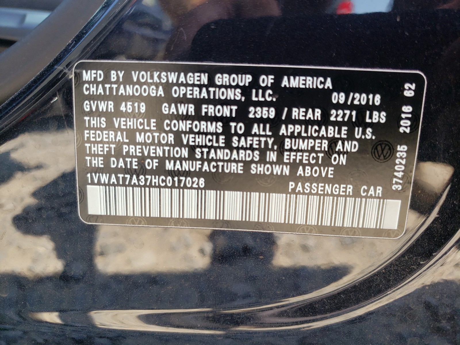 Photo 10 from auction – 2017 VOLKSWAGEN PASSAT S with VIN 1VWAT7A37HC017026